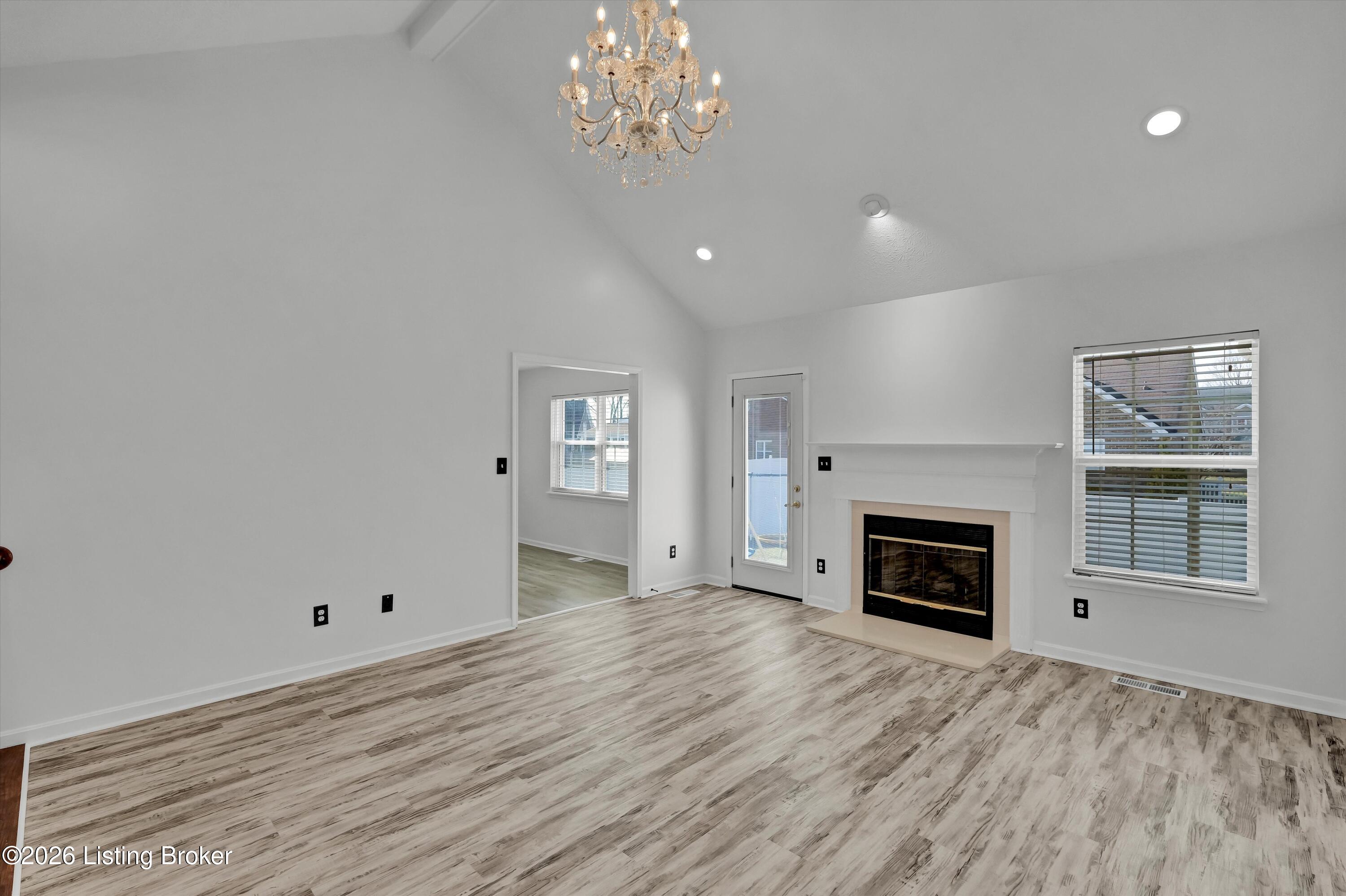 3812 Stone River Ct