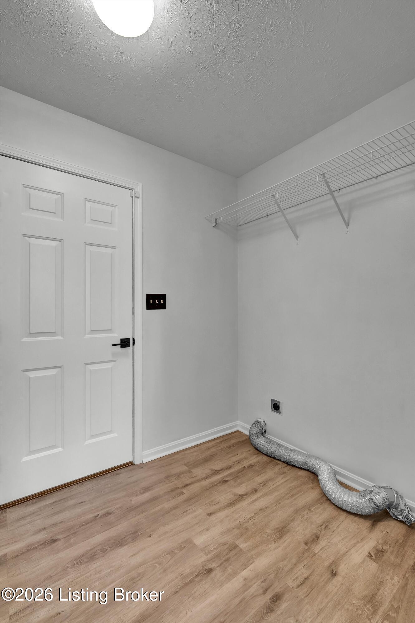 3812 Stone River Ct