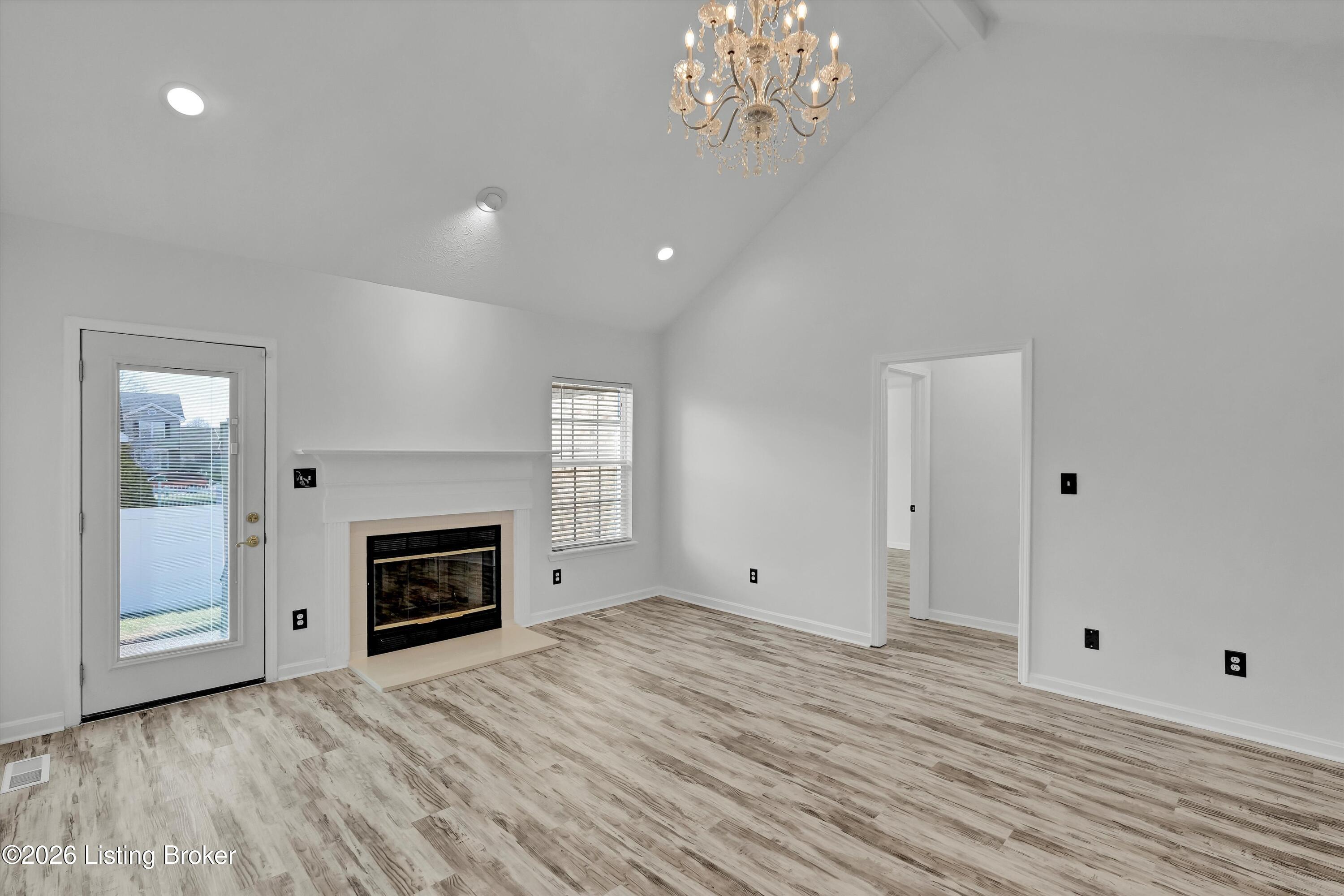 3812 Stone River Ct