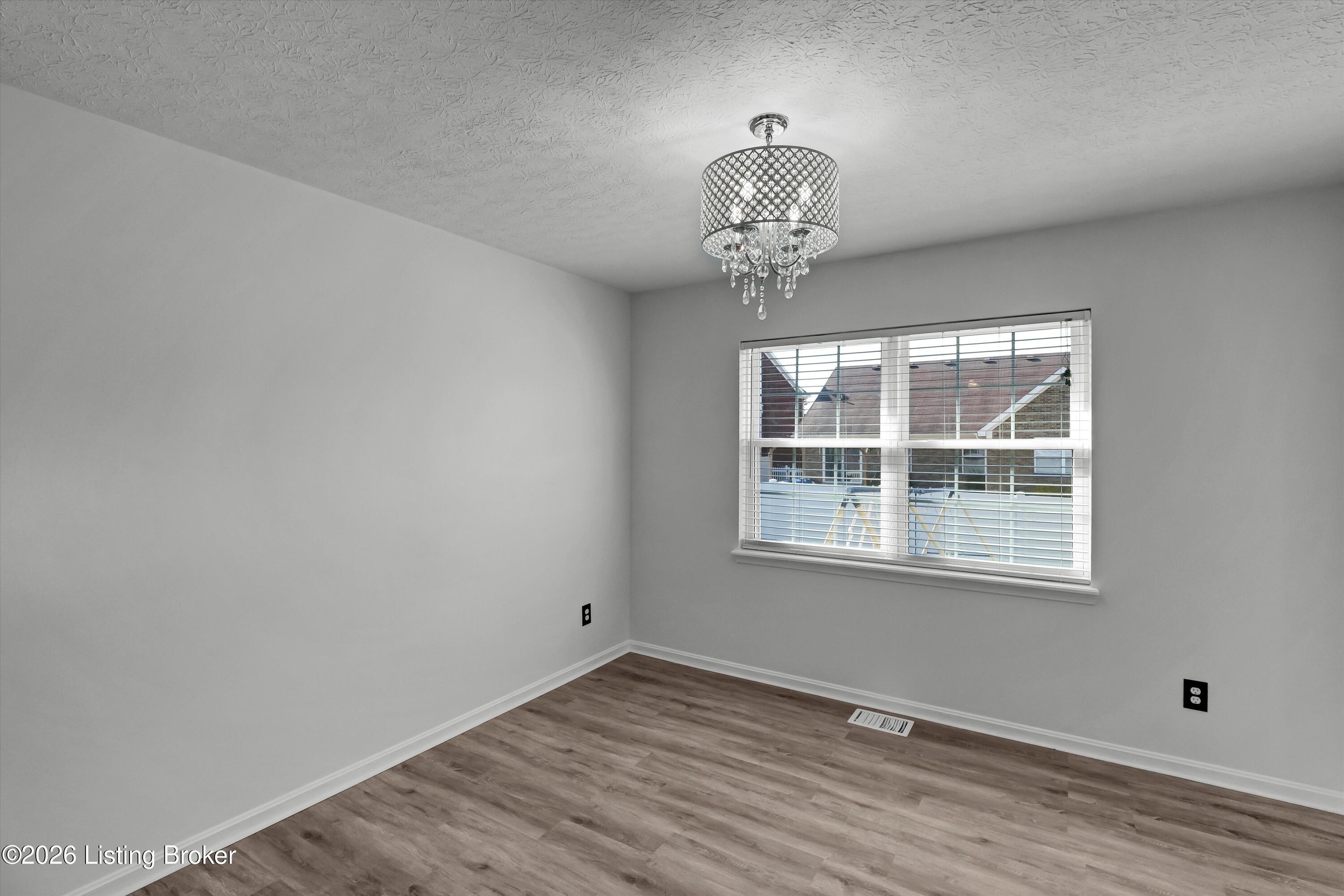 3812 Stone River Ct