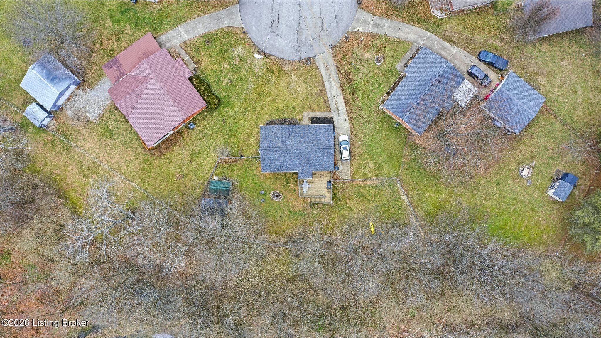 1052 New Castle Ct