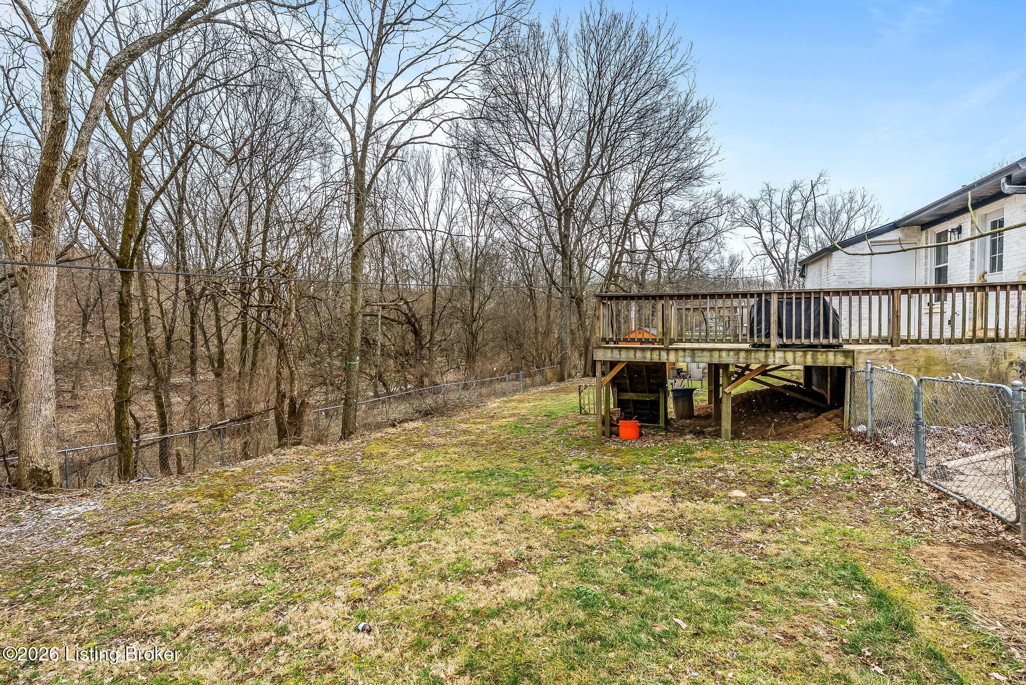 1052 New Castle Ct