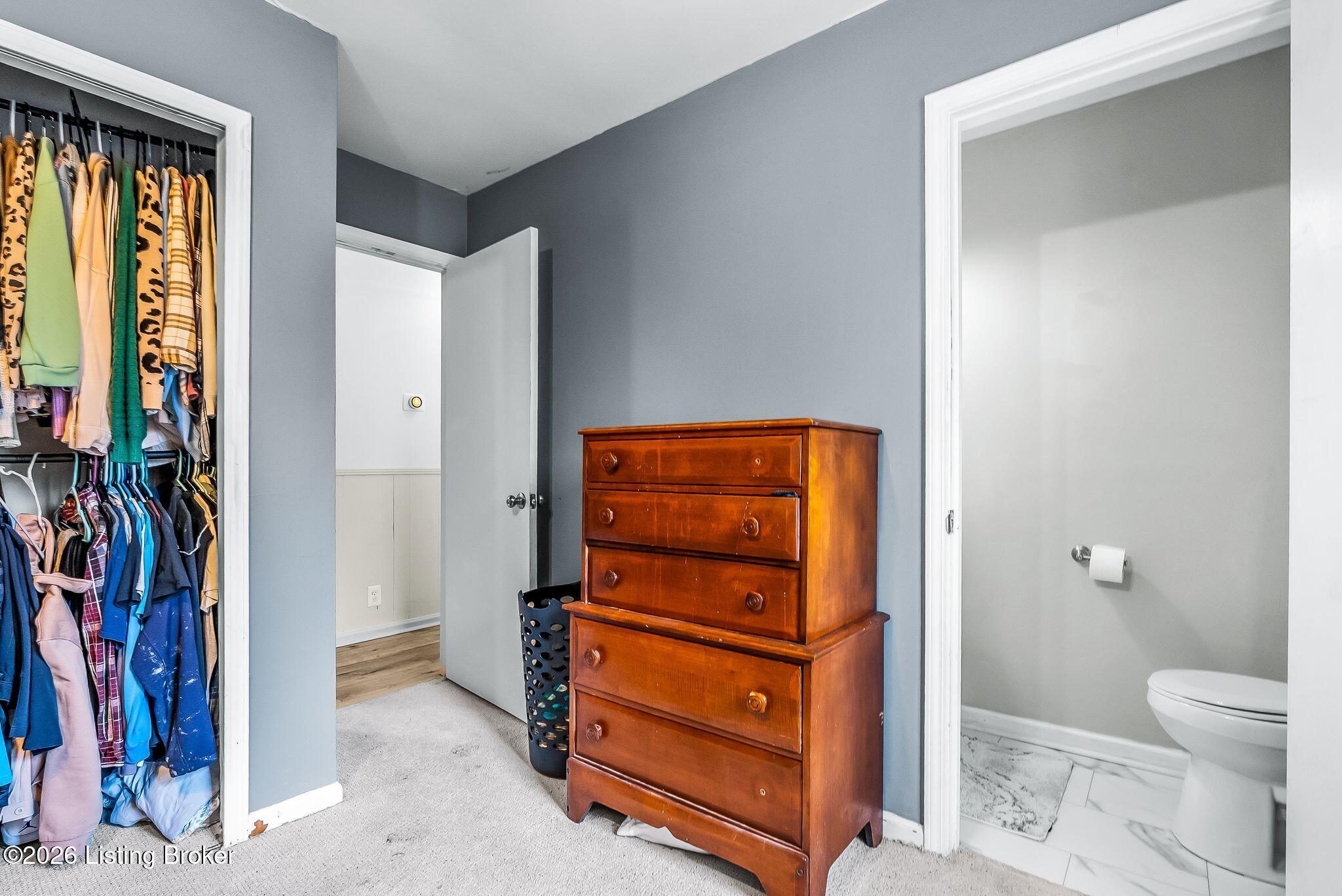 1052 New Castle Ct