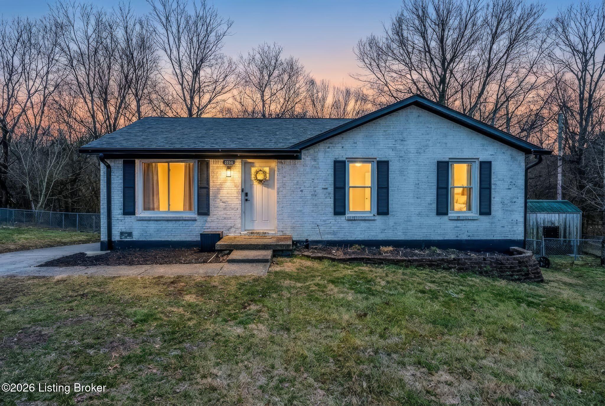 1052 New Castle Ct