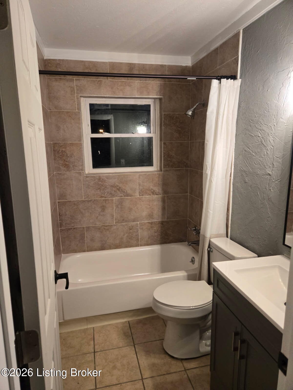 9818 Titan Dr