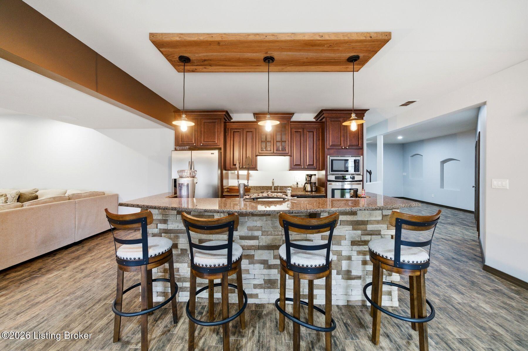 11116 Radleigh Ln
