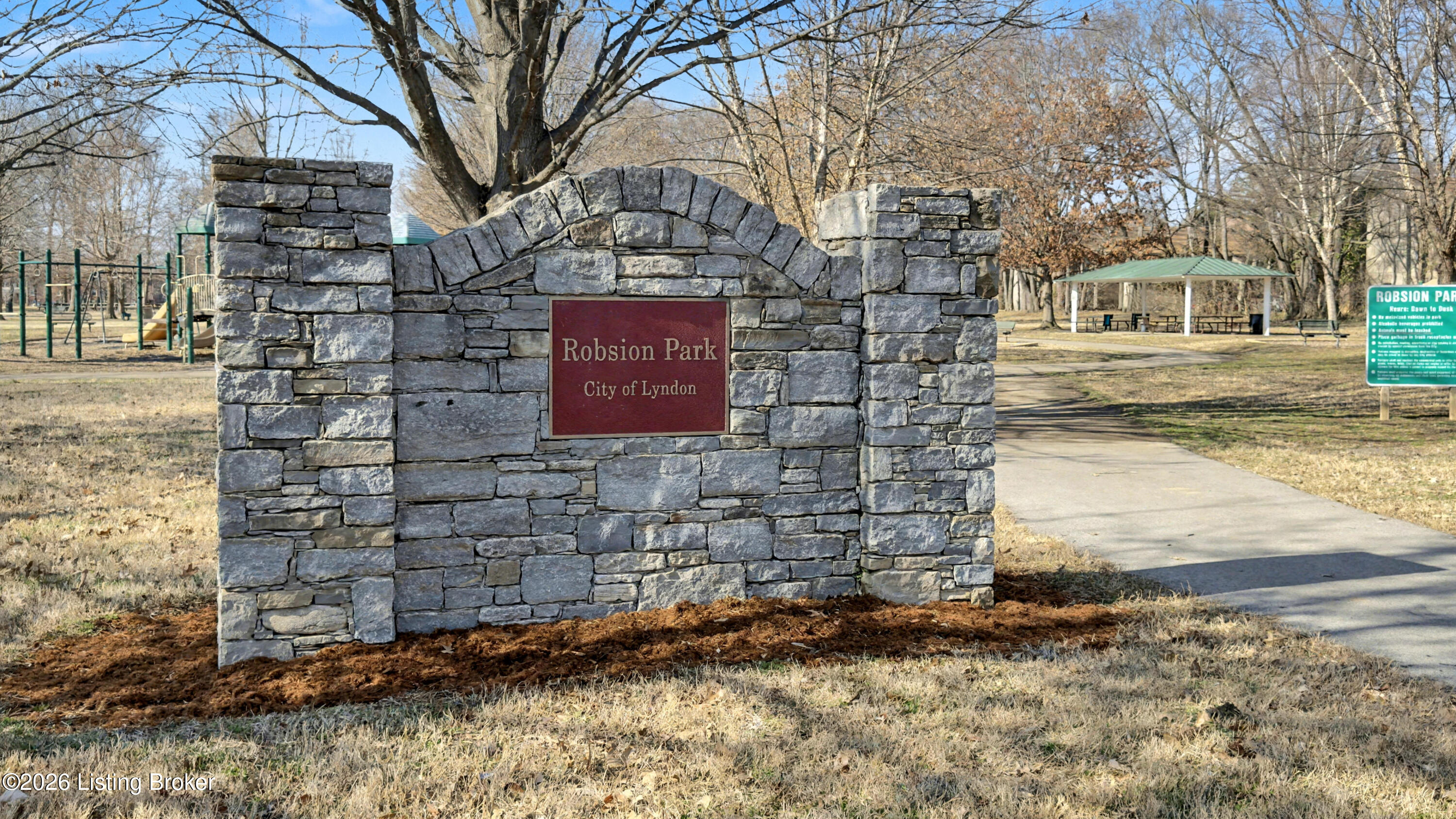 8126 Lake Terrace G4