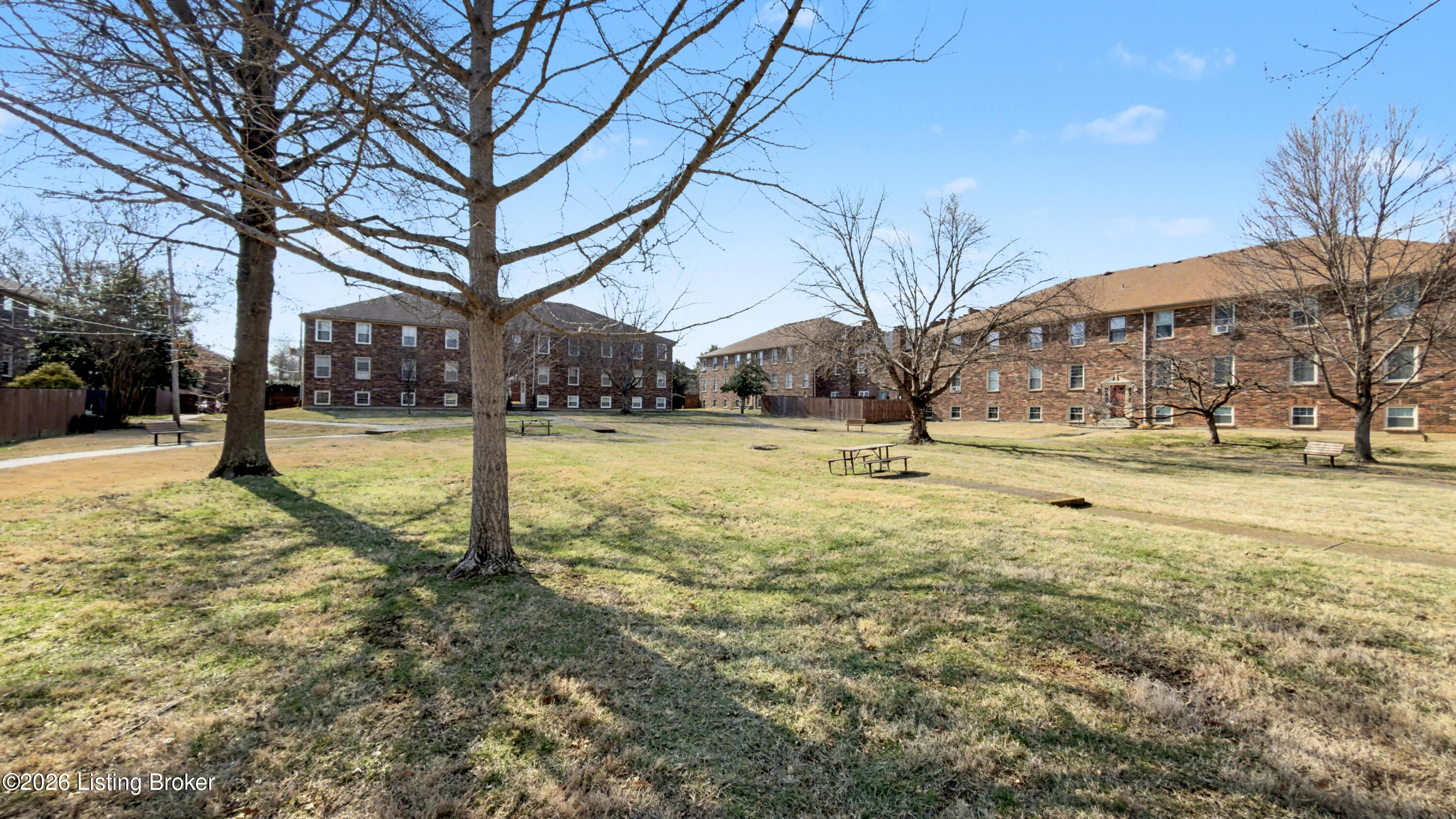 8126 Lake Terrace G4