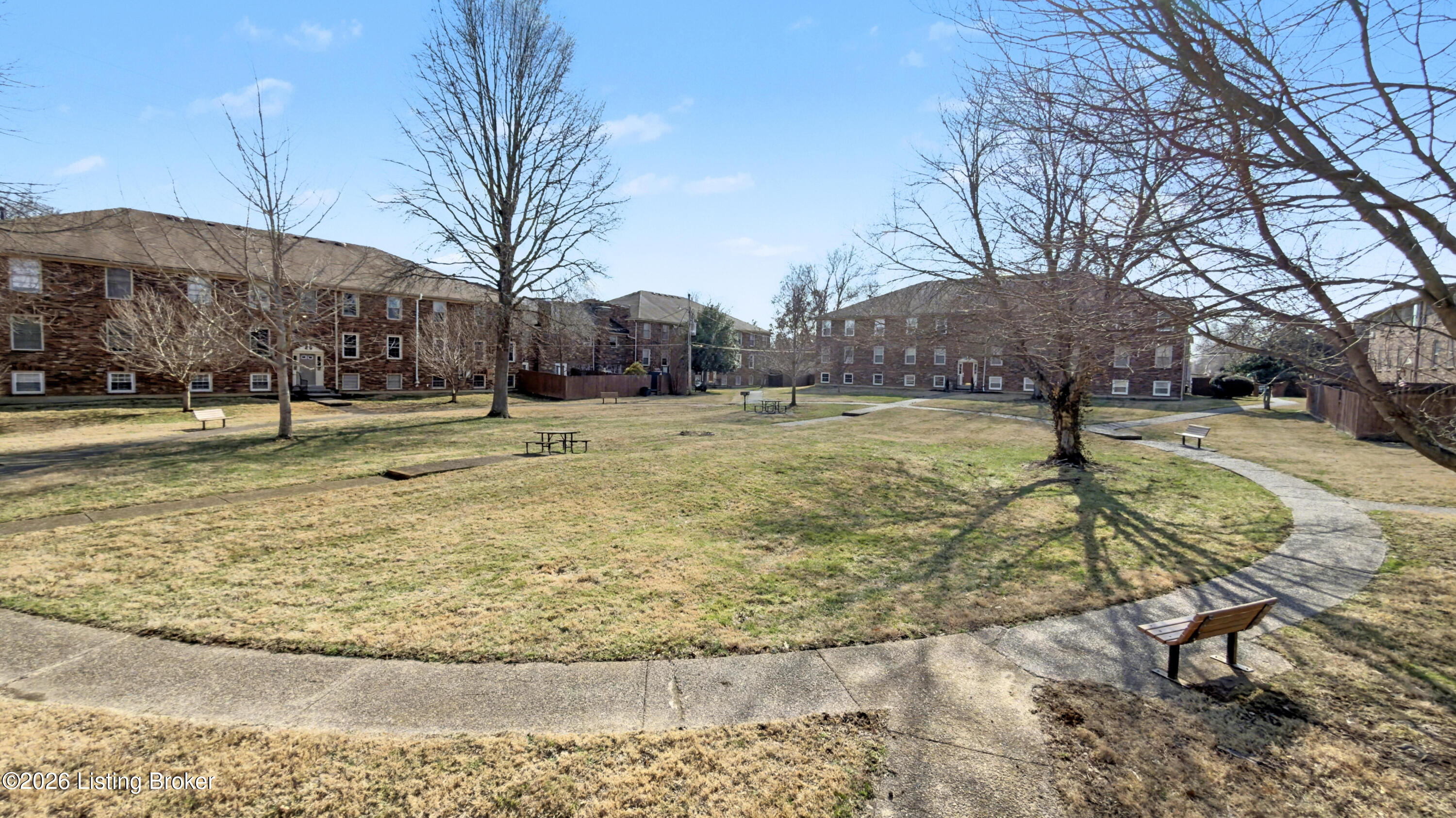 8126 Lake Terrace G4