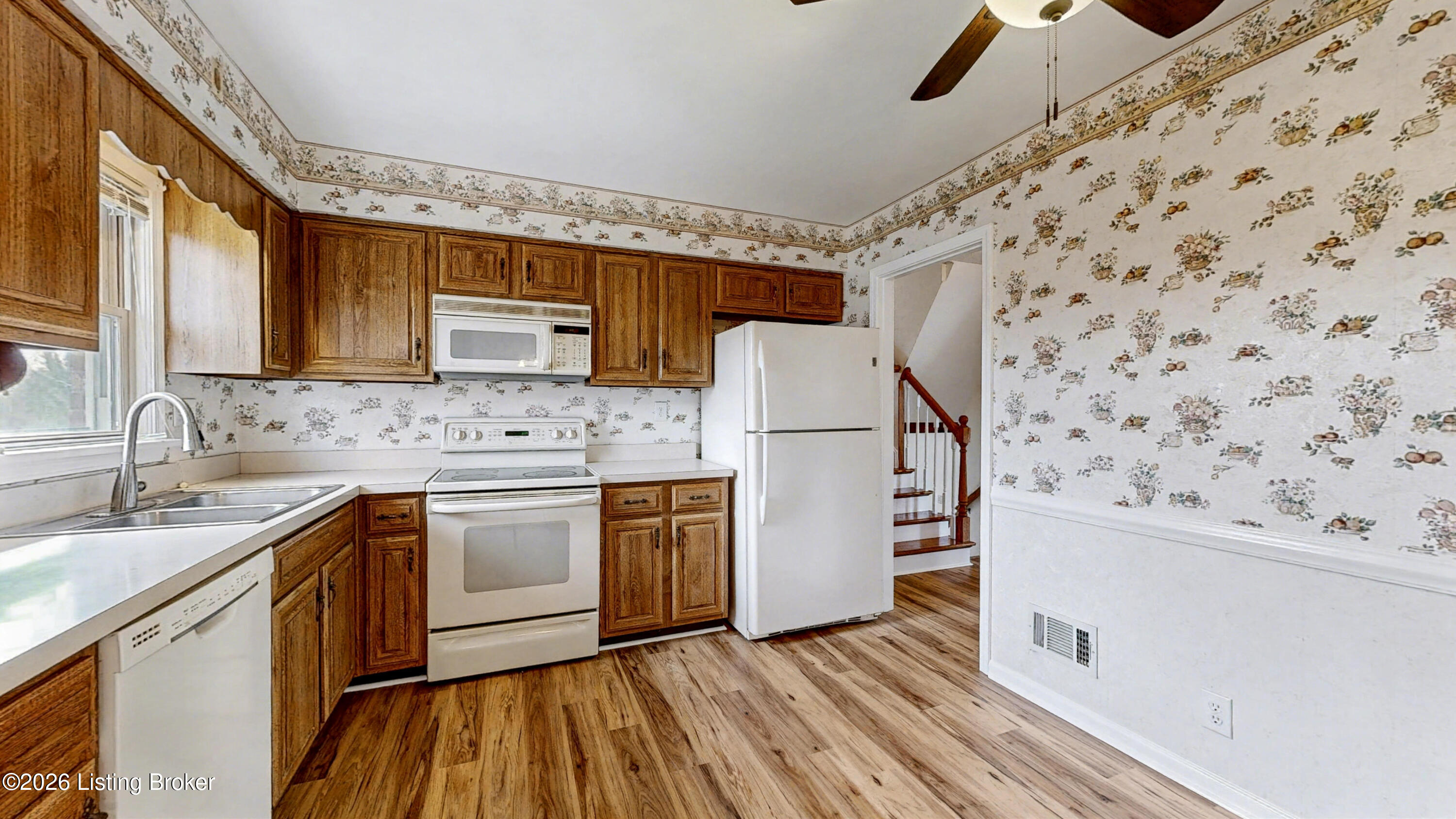 9812 Boxford Ct