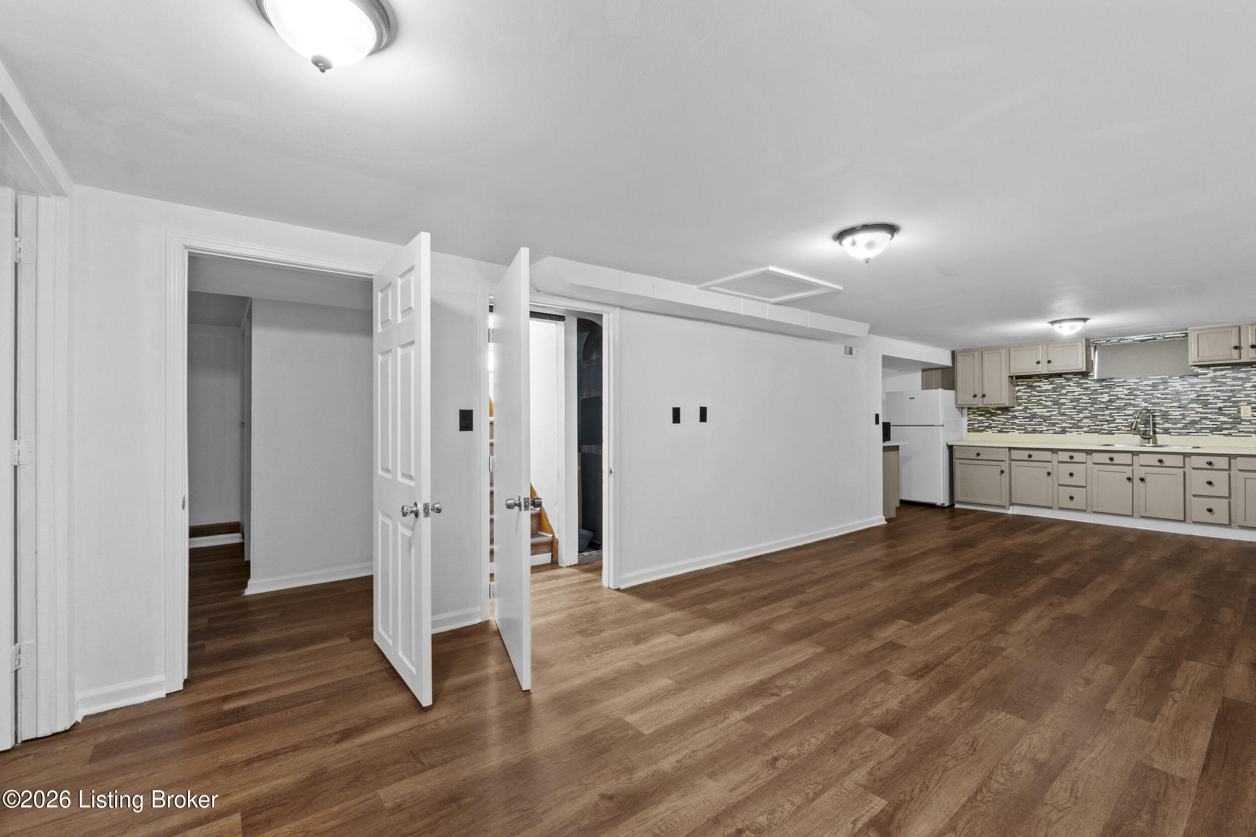6908 Rock Hollow Dr