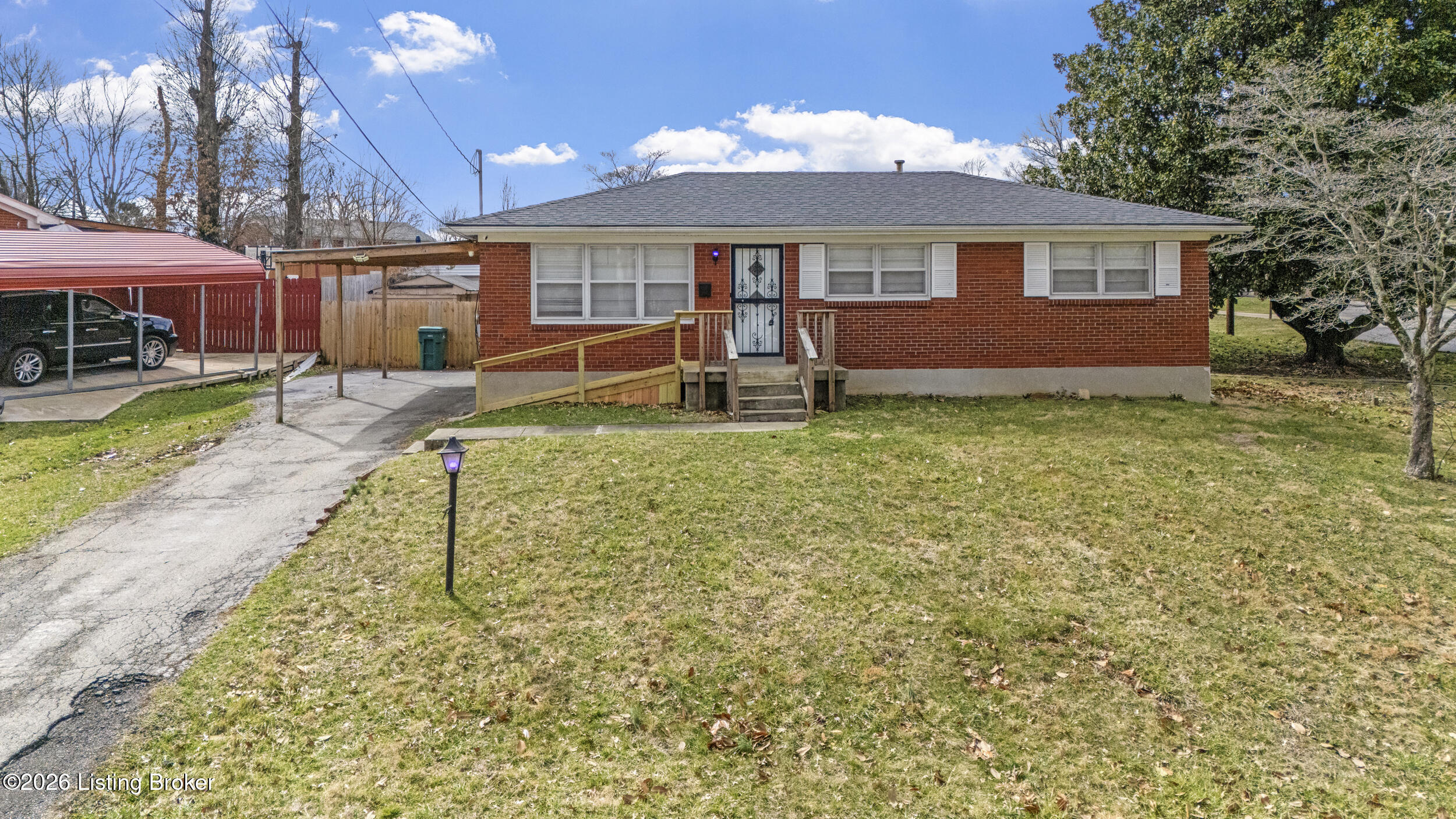 6908 Rock Hollow Dr