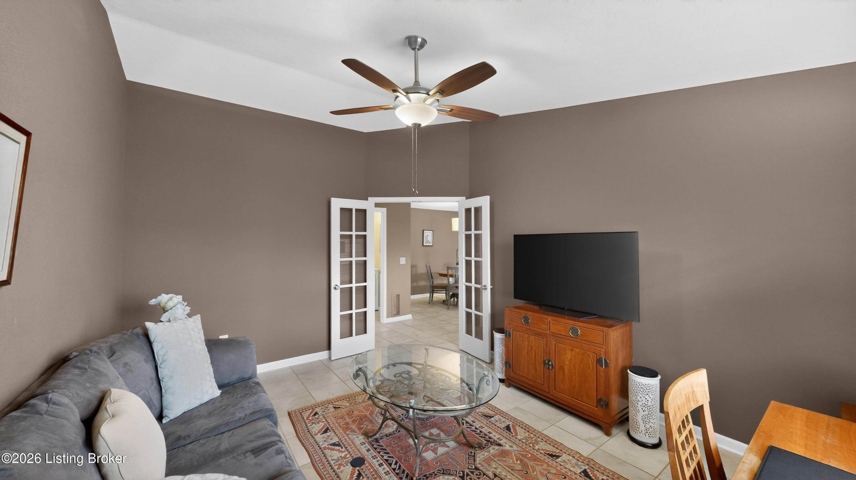 401 Creason Ct 208