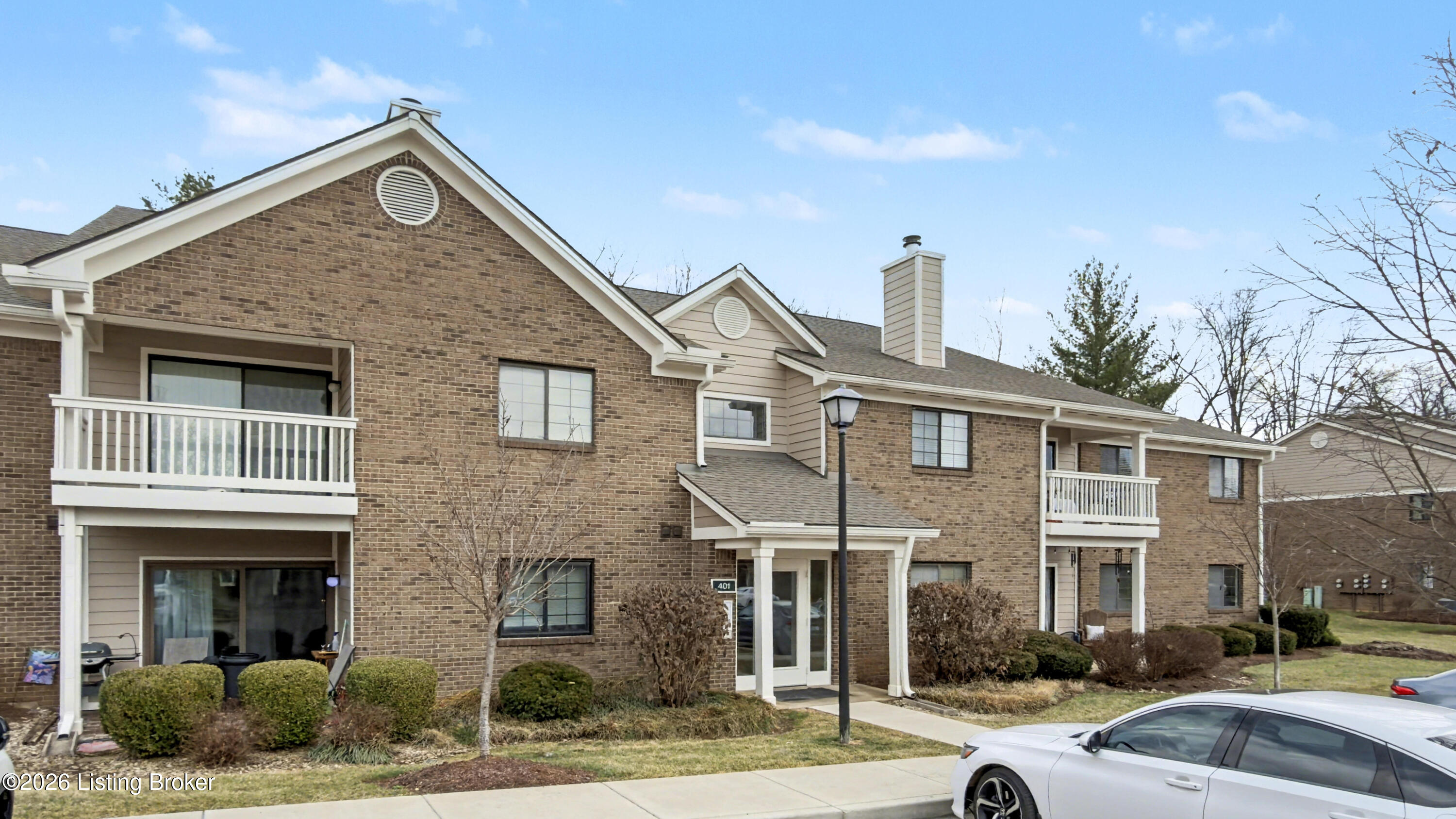 401 Creason Ct 208
