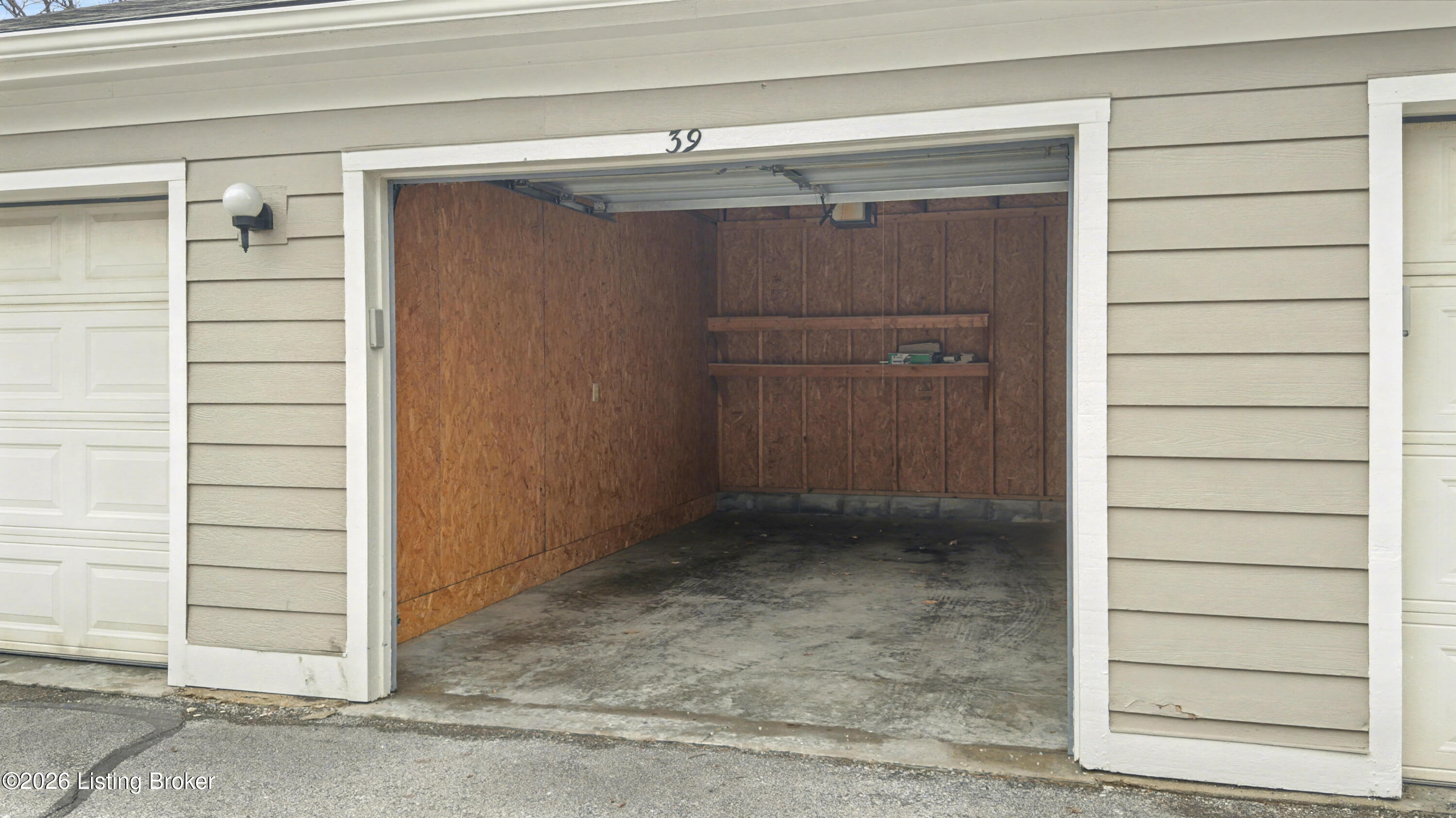 401 Creason Ct 208
