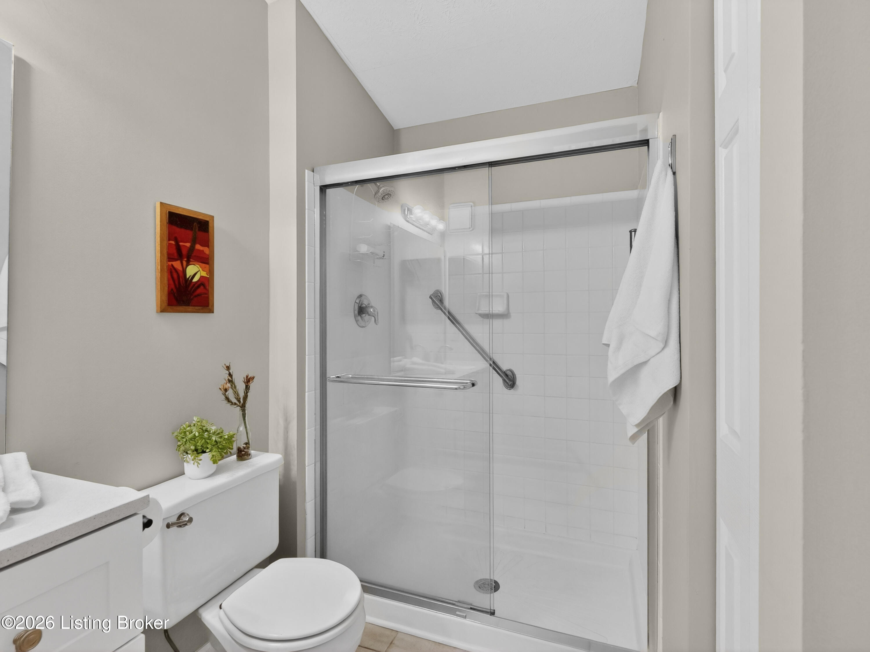 401 Creason Ct 208