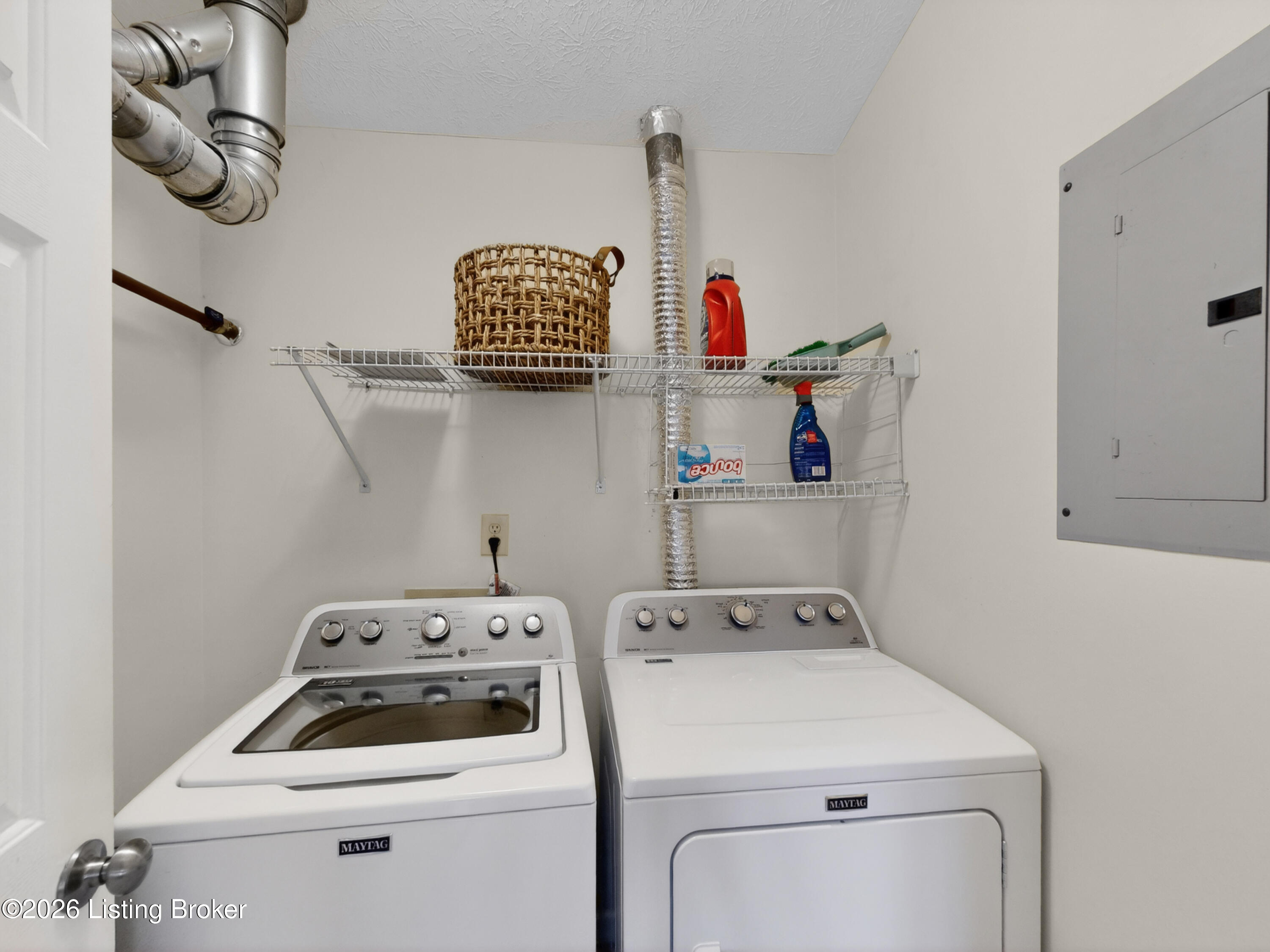 401 Creason Ct 208
