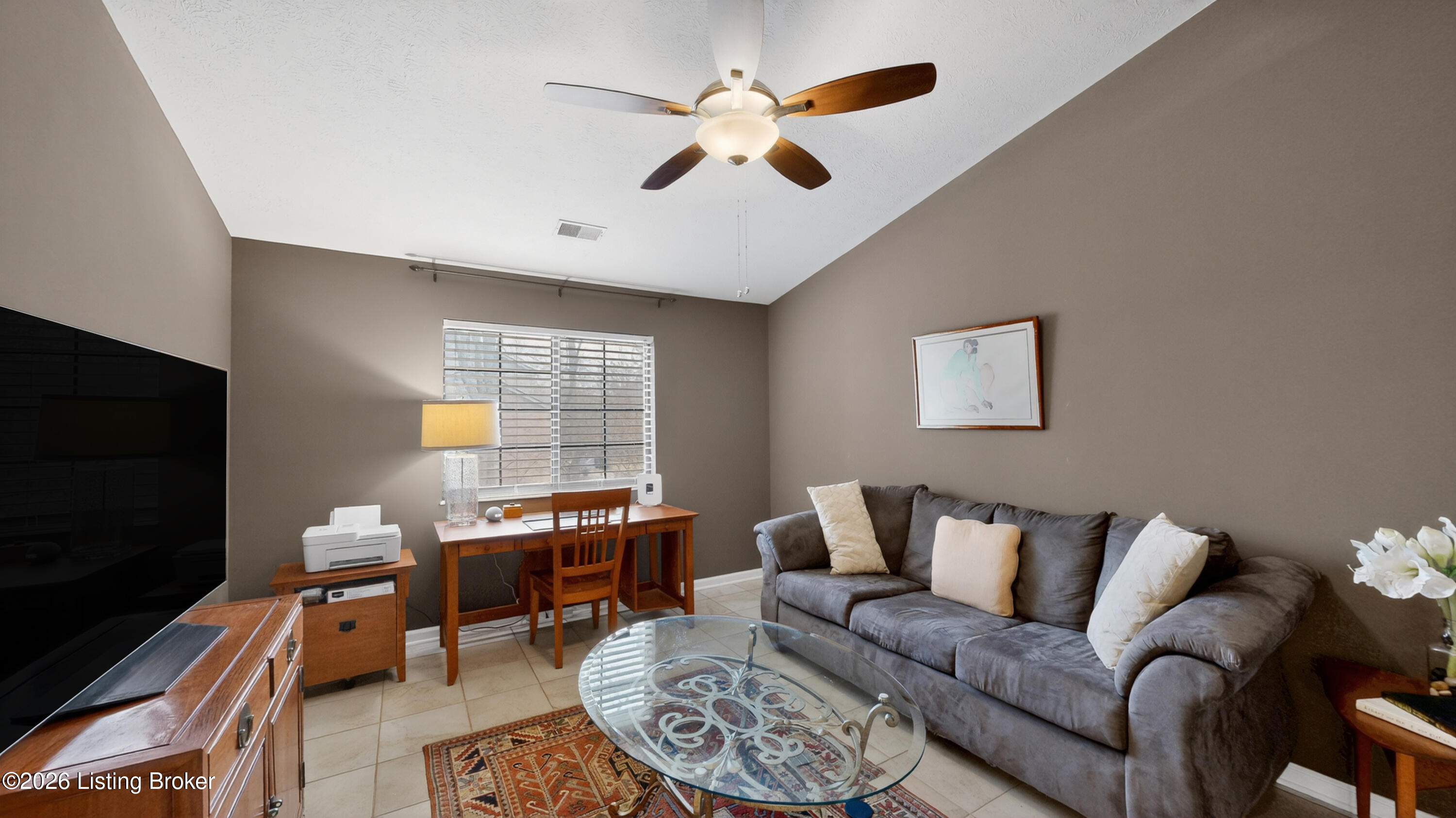 401 Creason Ct 208