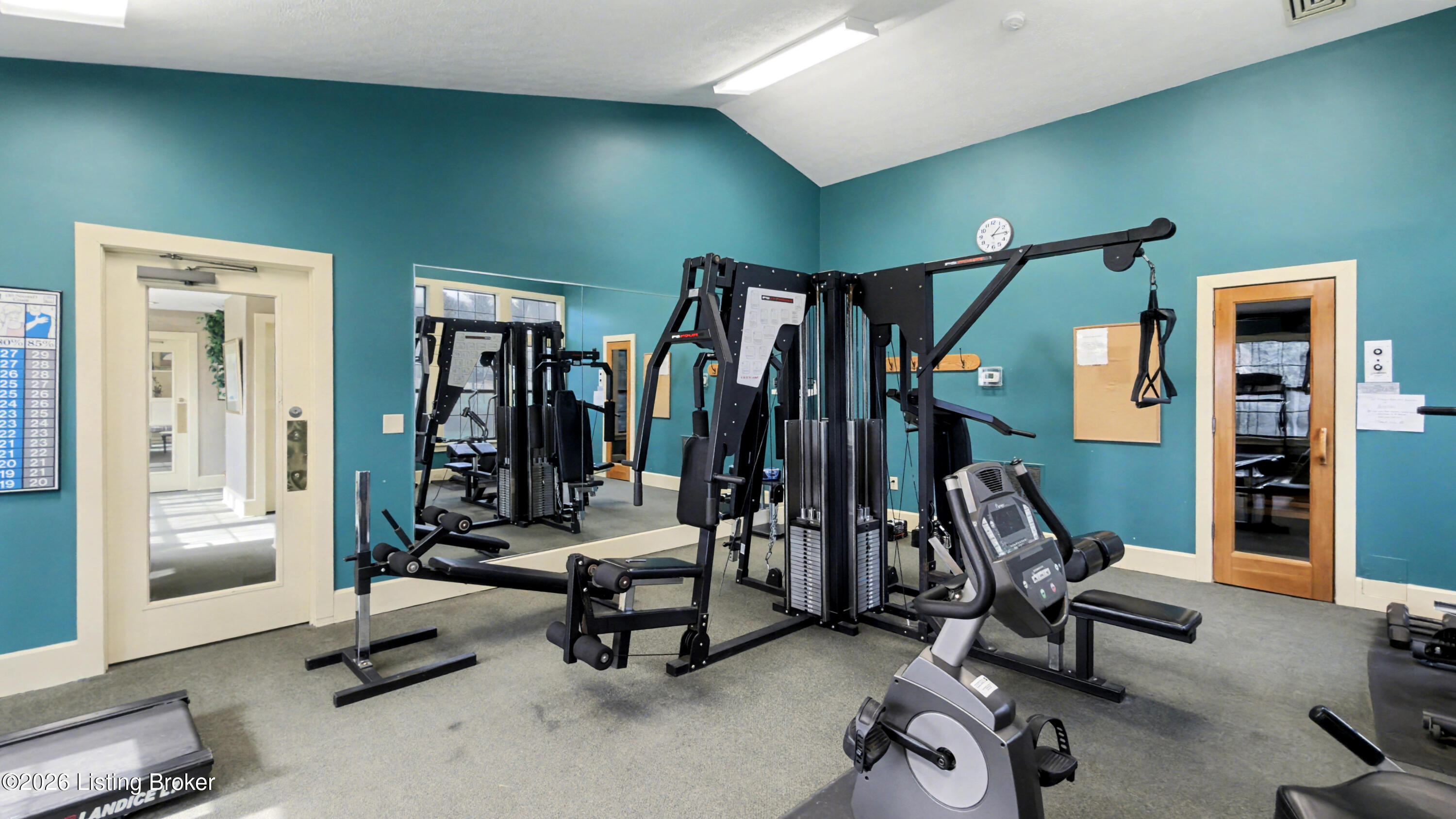 401 Creason Ct 208