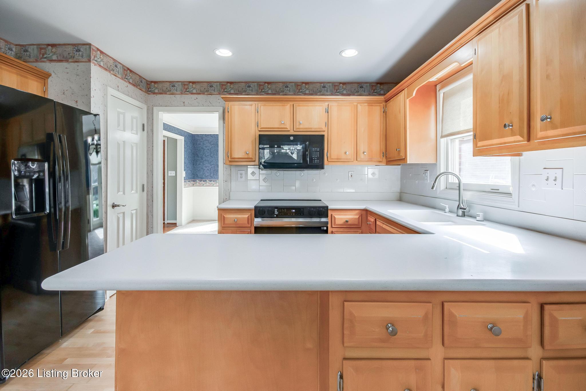 8016 Cedar Glen Ln