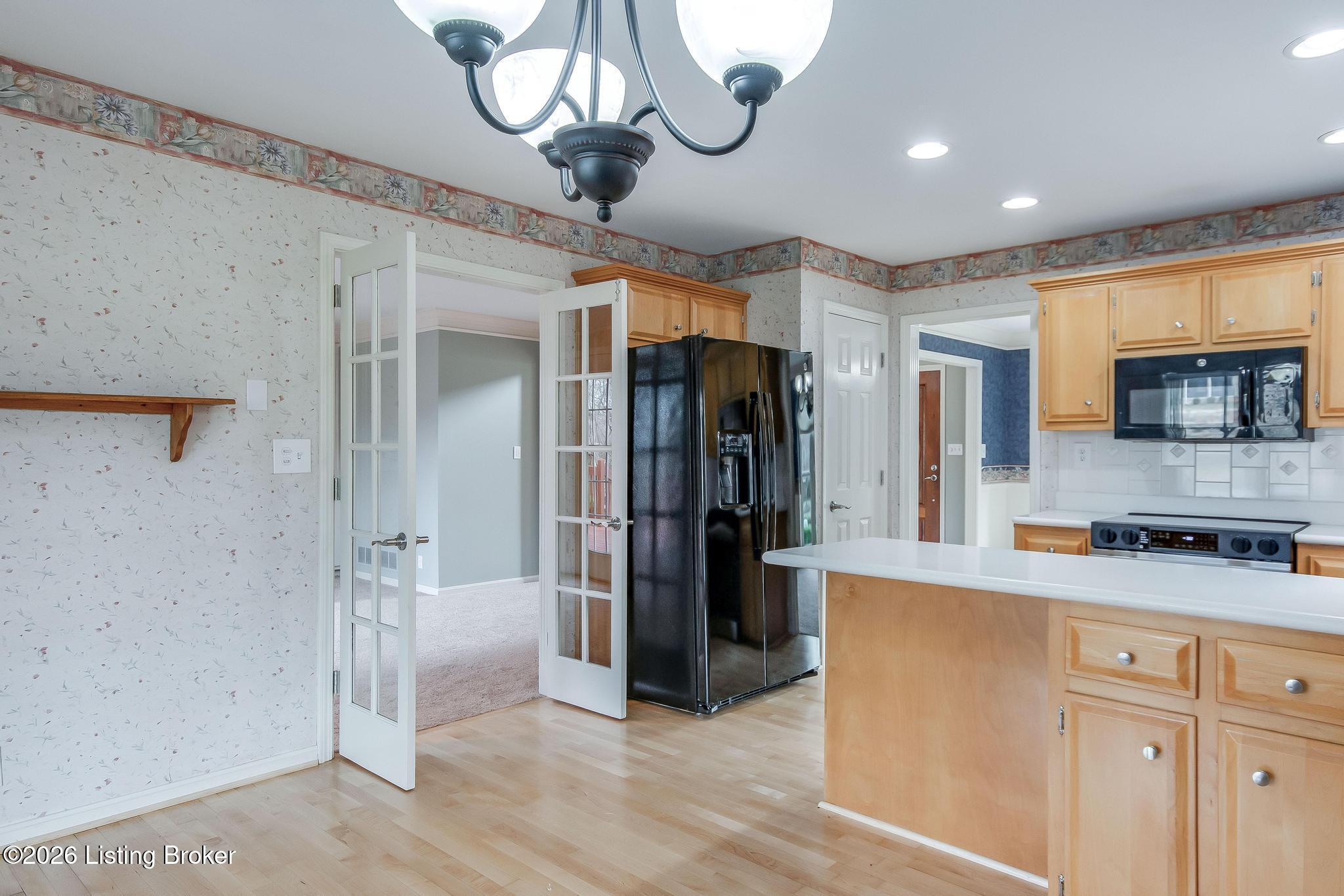 8016 Cedar Glen Ln