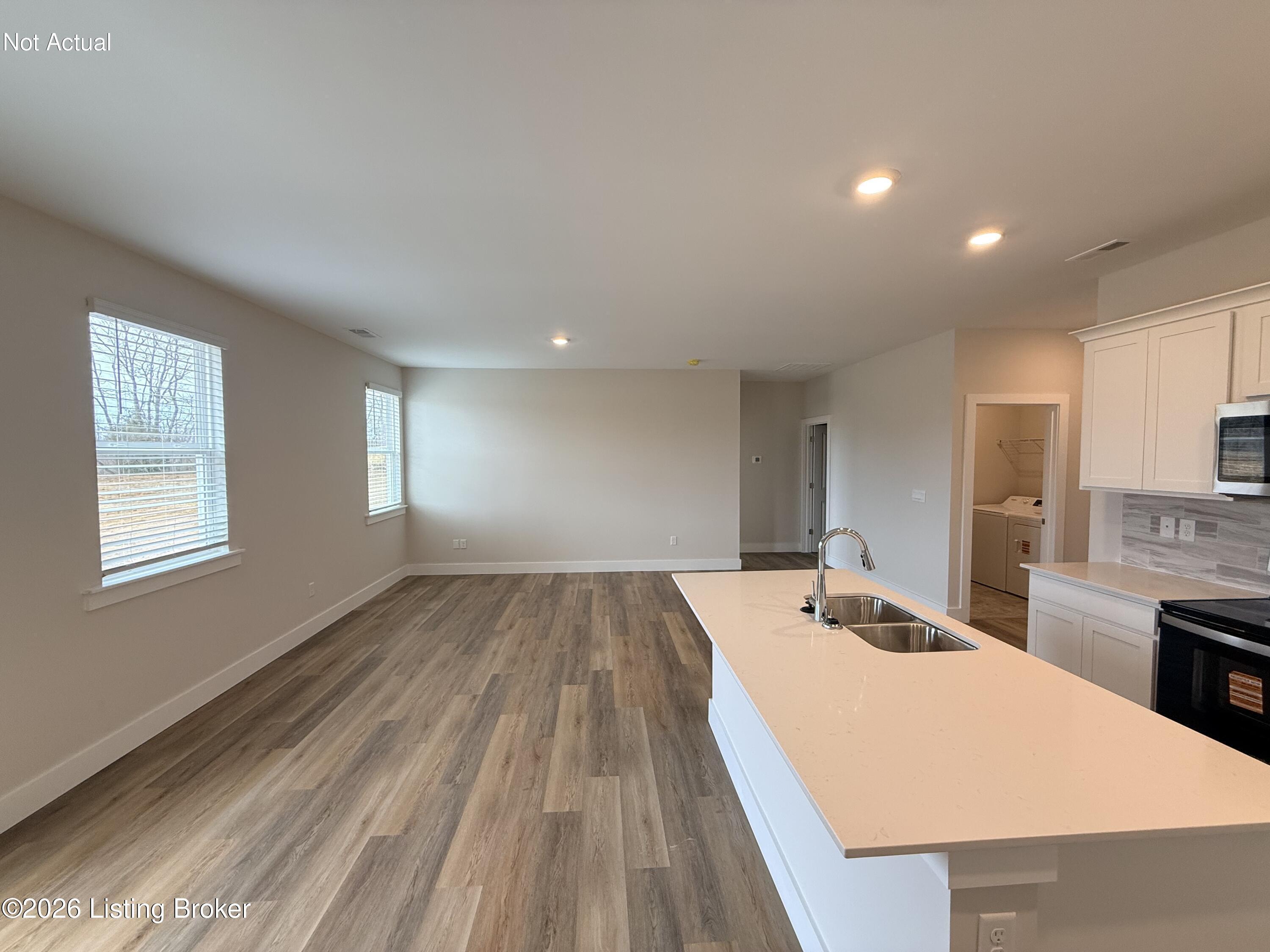 8103 Cedar Meadows Ln
