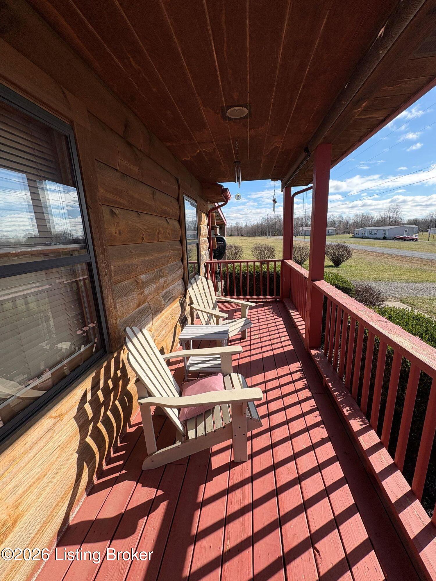 180 Tulip Ln