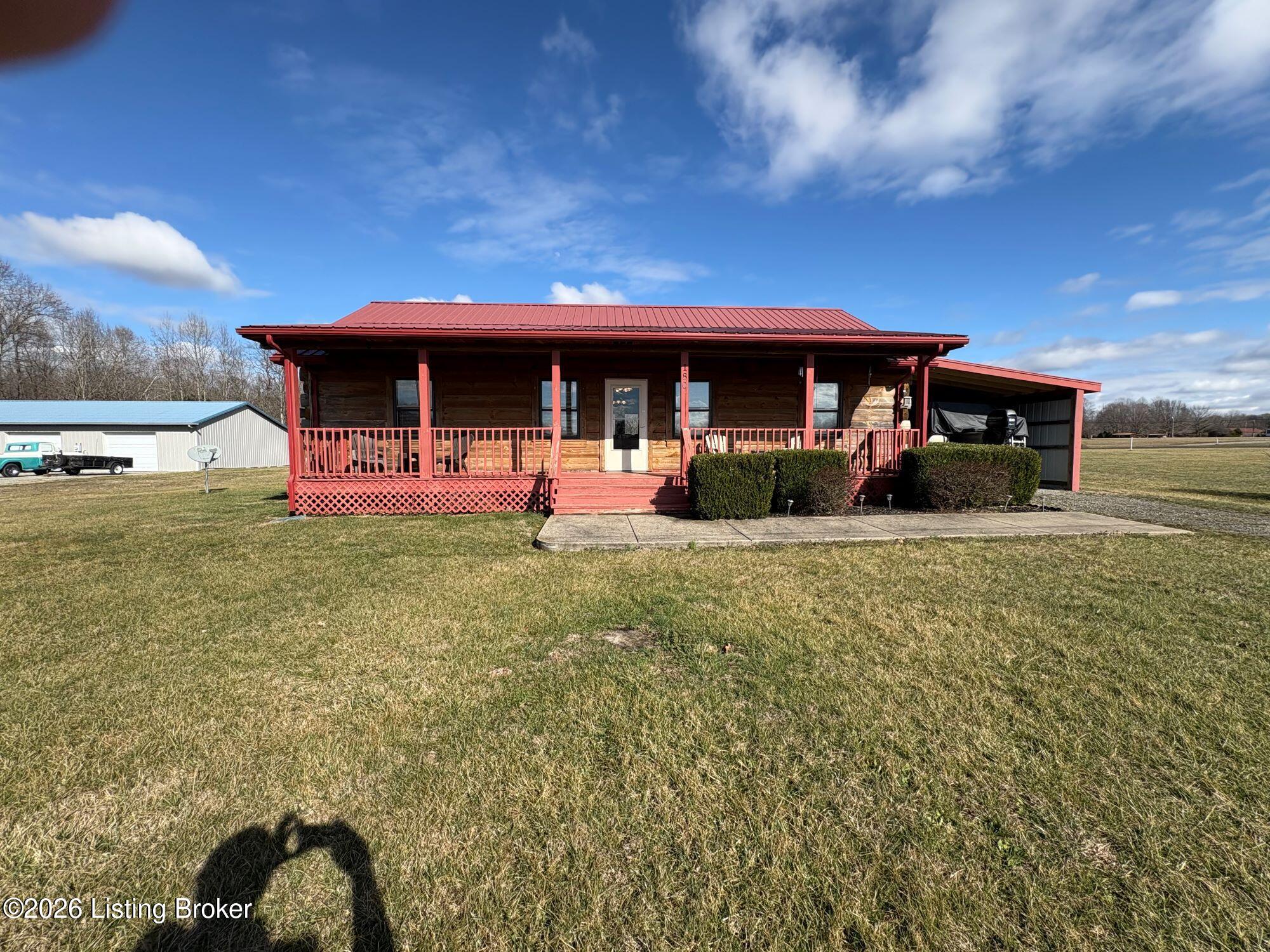 180 Tulip Ln