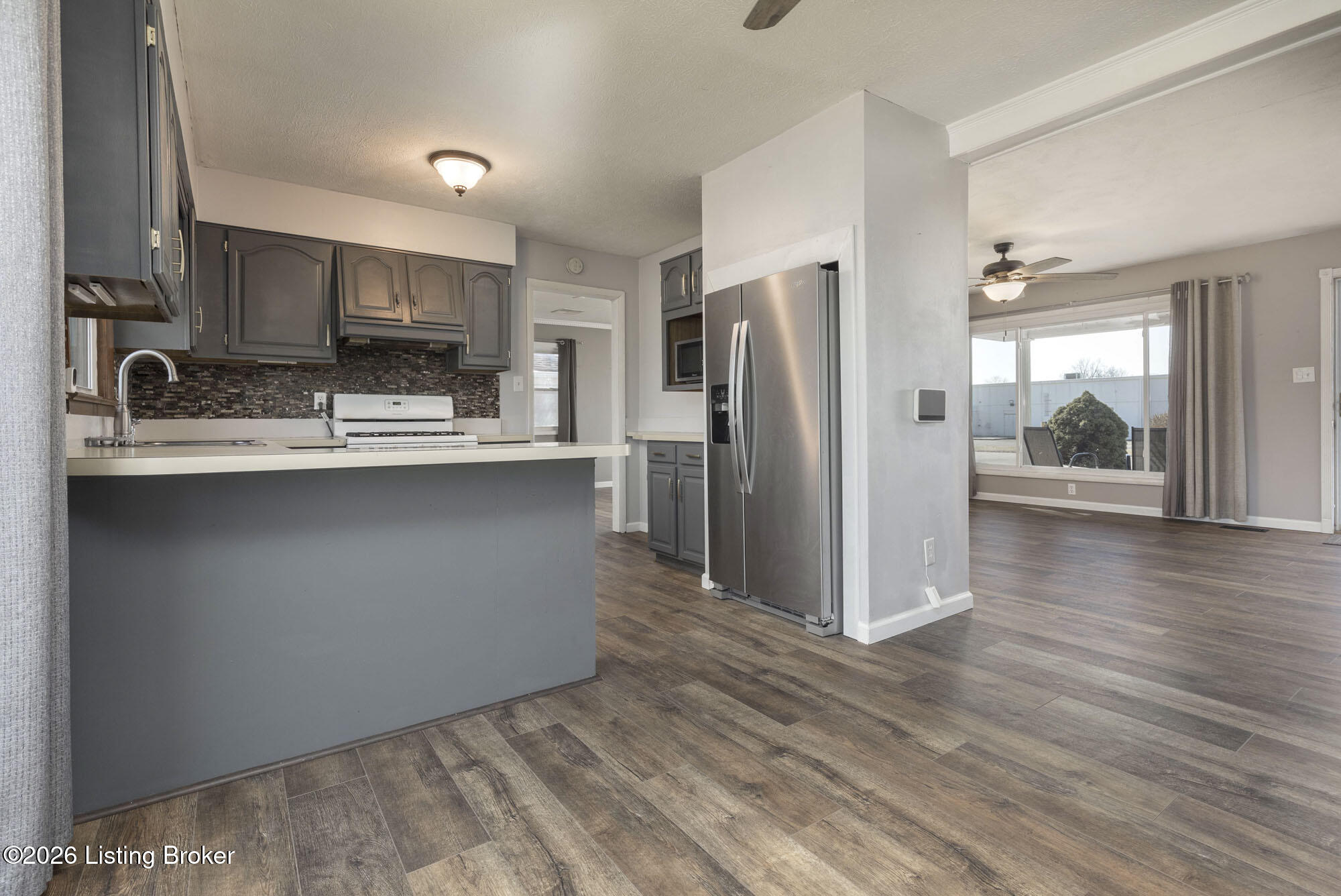 8411 Seaforth Dr