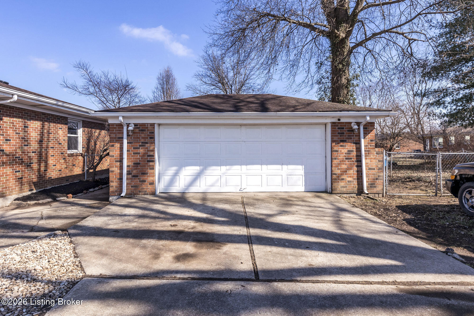 8411 Seaforth Dr
