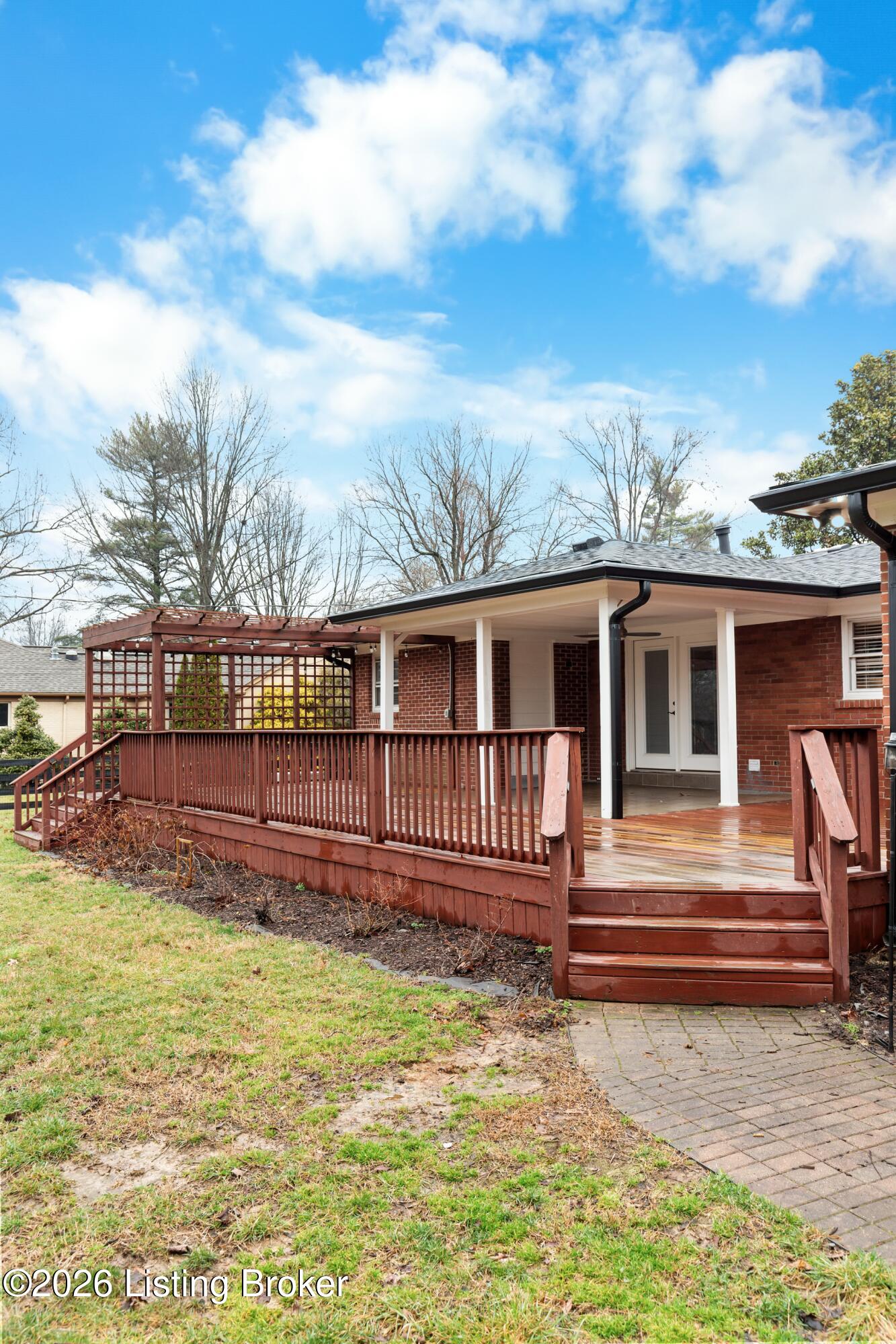 602 Linden Dr