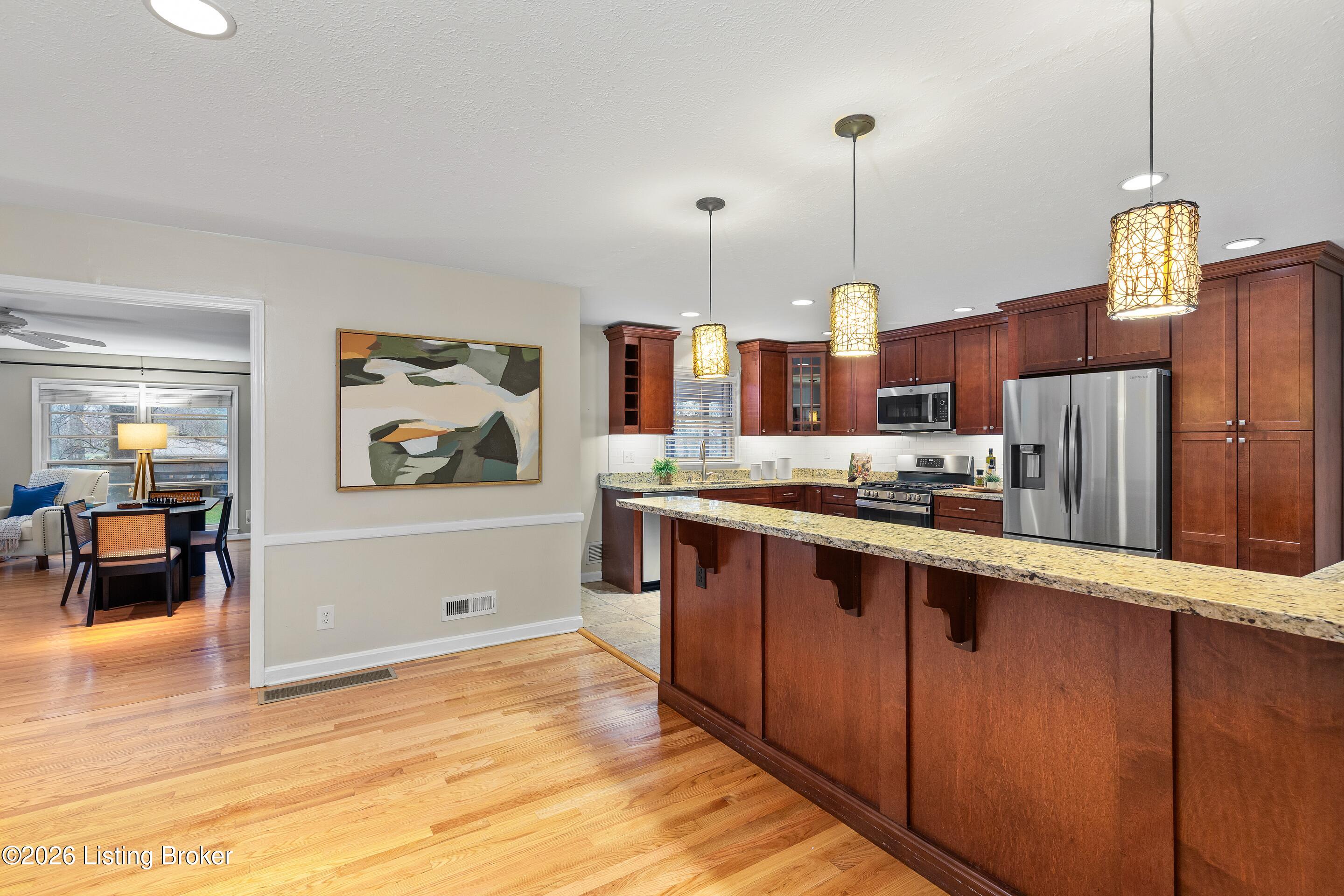 602 Linden Dr