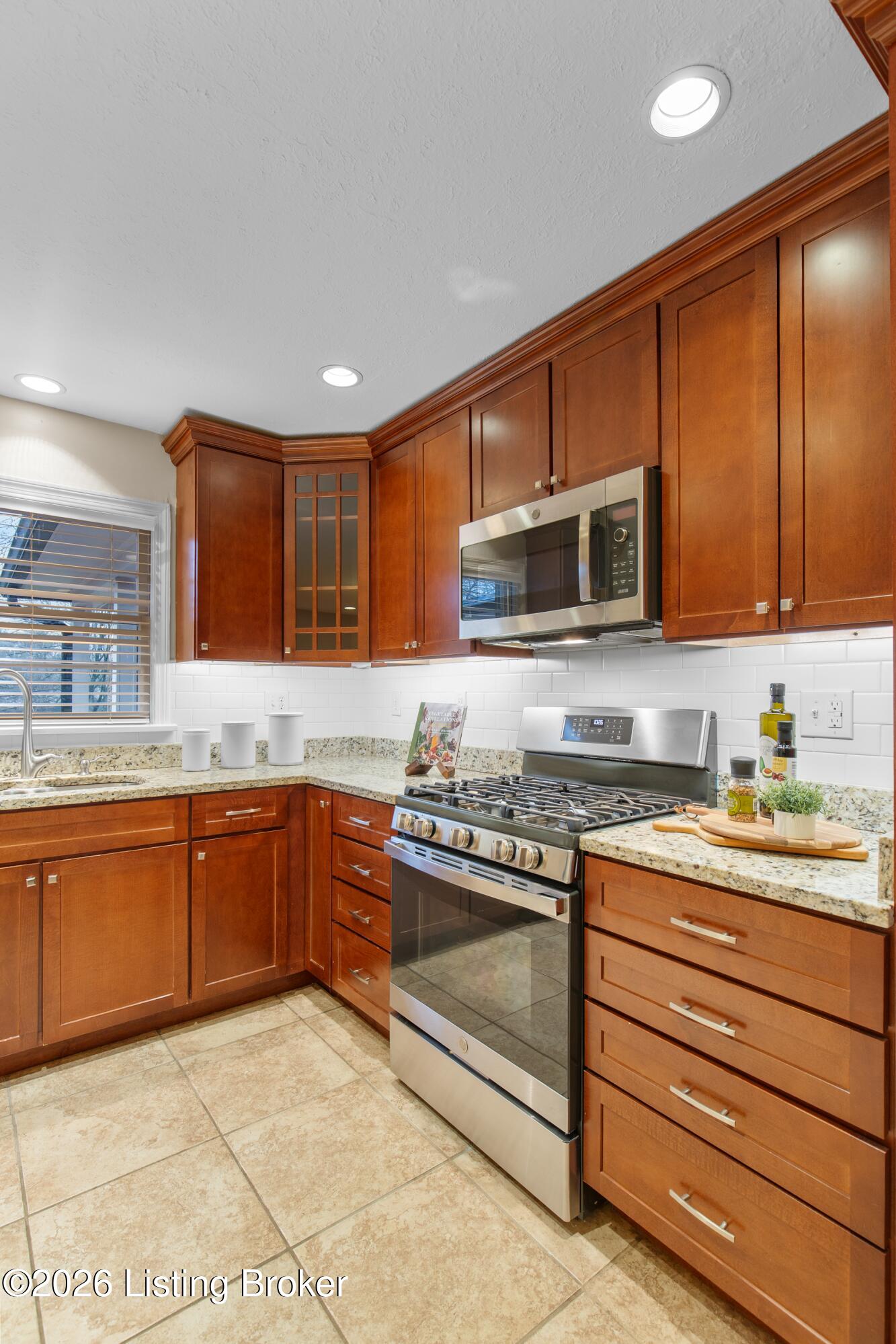602 Linden Dr