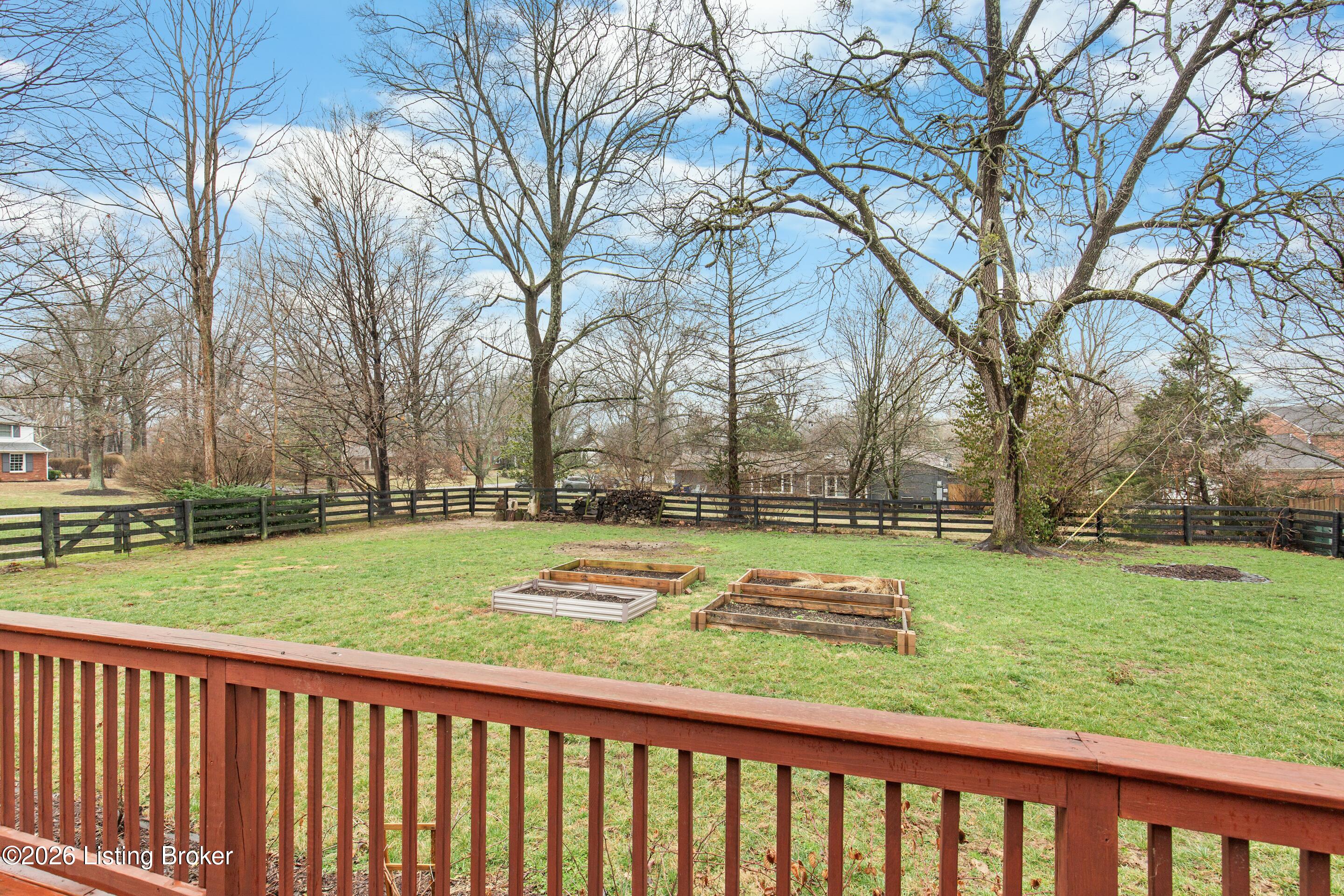 602 Linden Dr