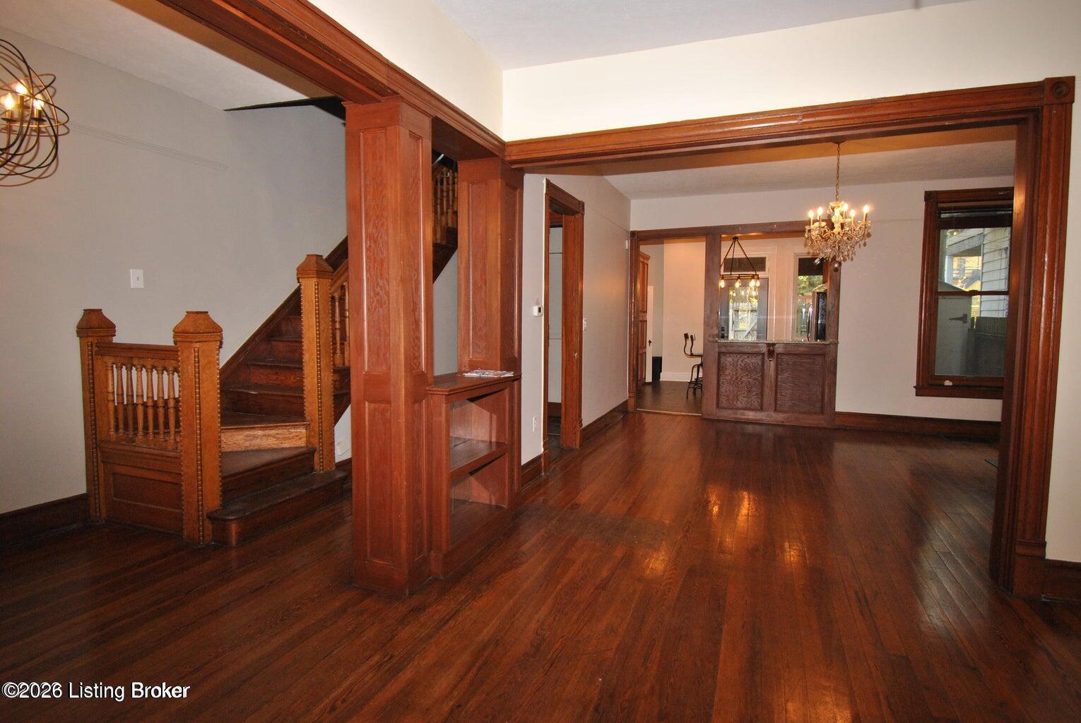 1328 Highland Ave