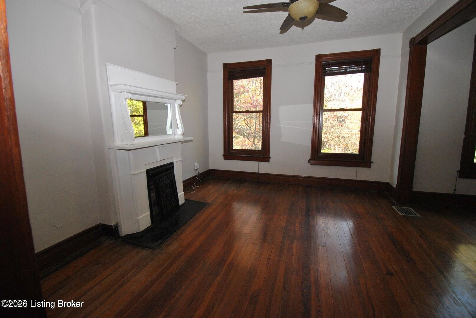 1328 Highland Ave