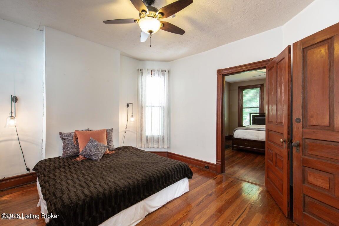 1328 Highland Ave