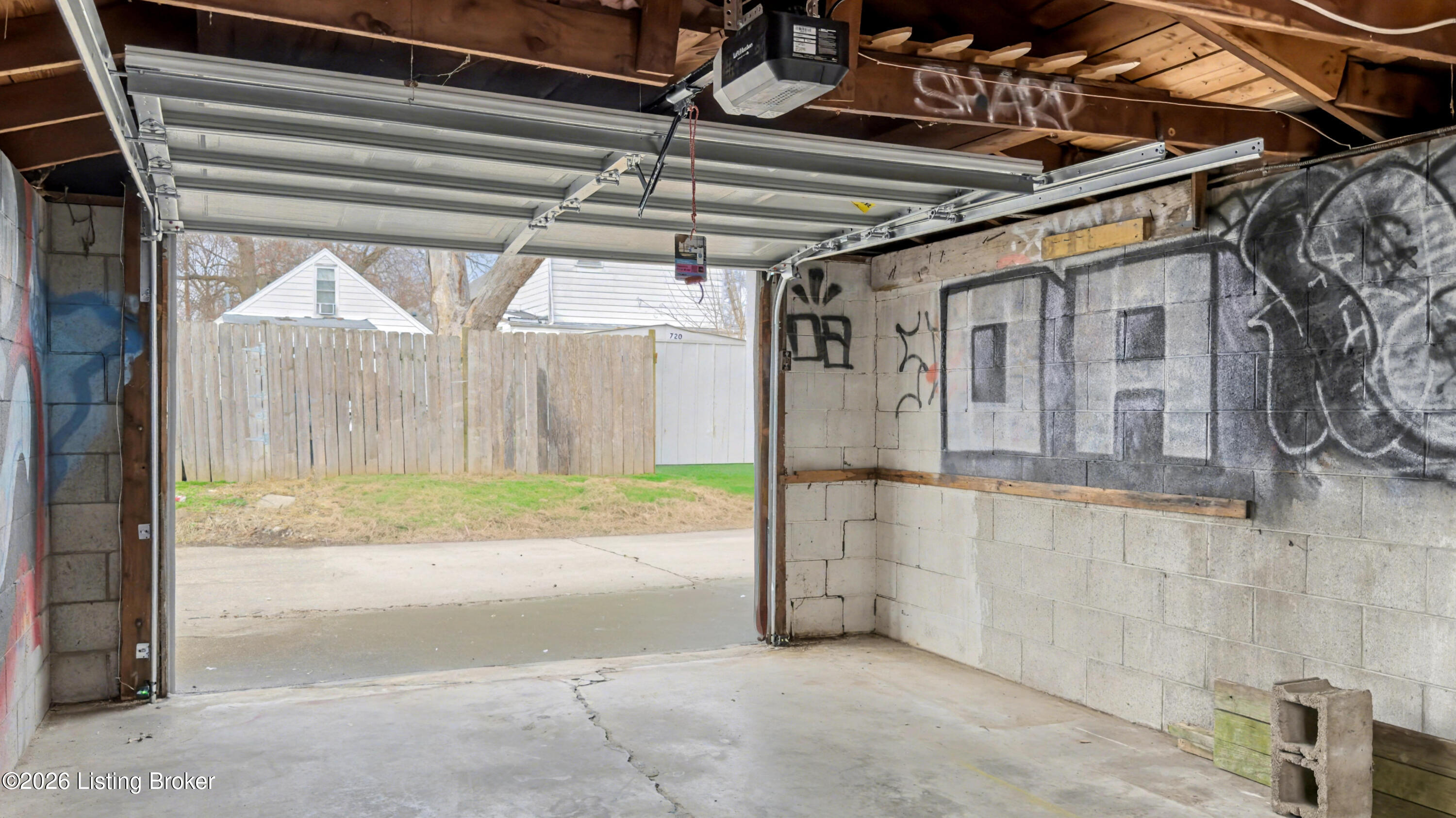 621 Beecher St