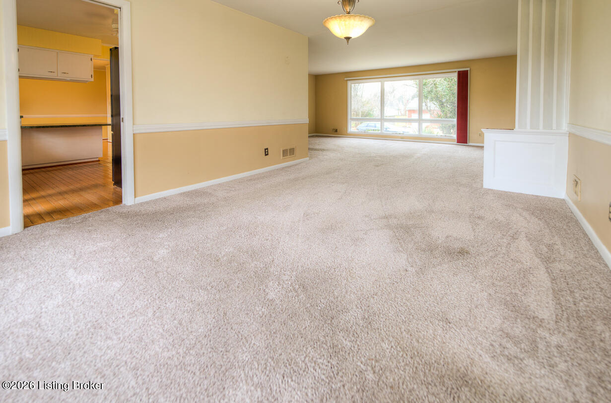 319 Castleview Dr