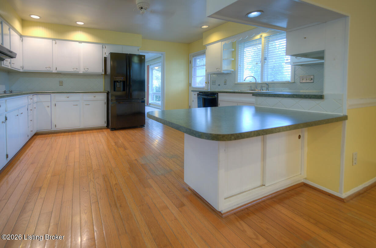 319 Castleview Dr