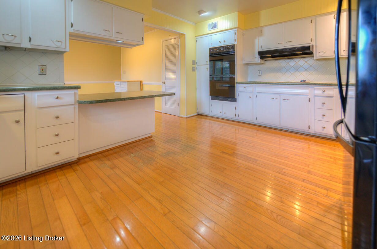 319 Castleview Dr