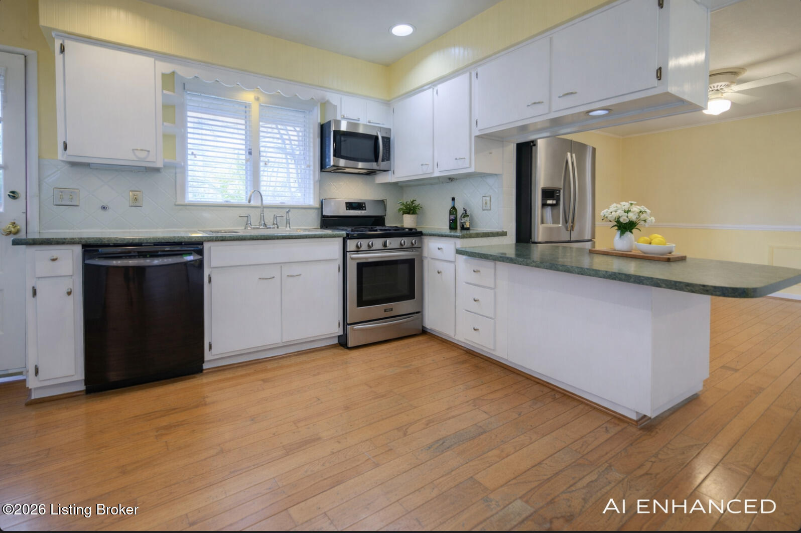 319 Castleview Dr