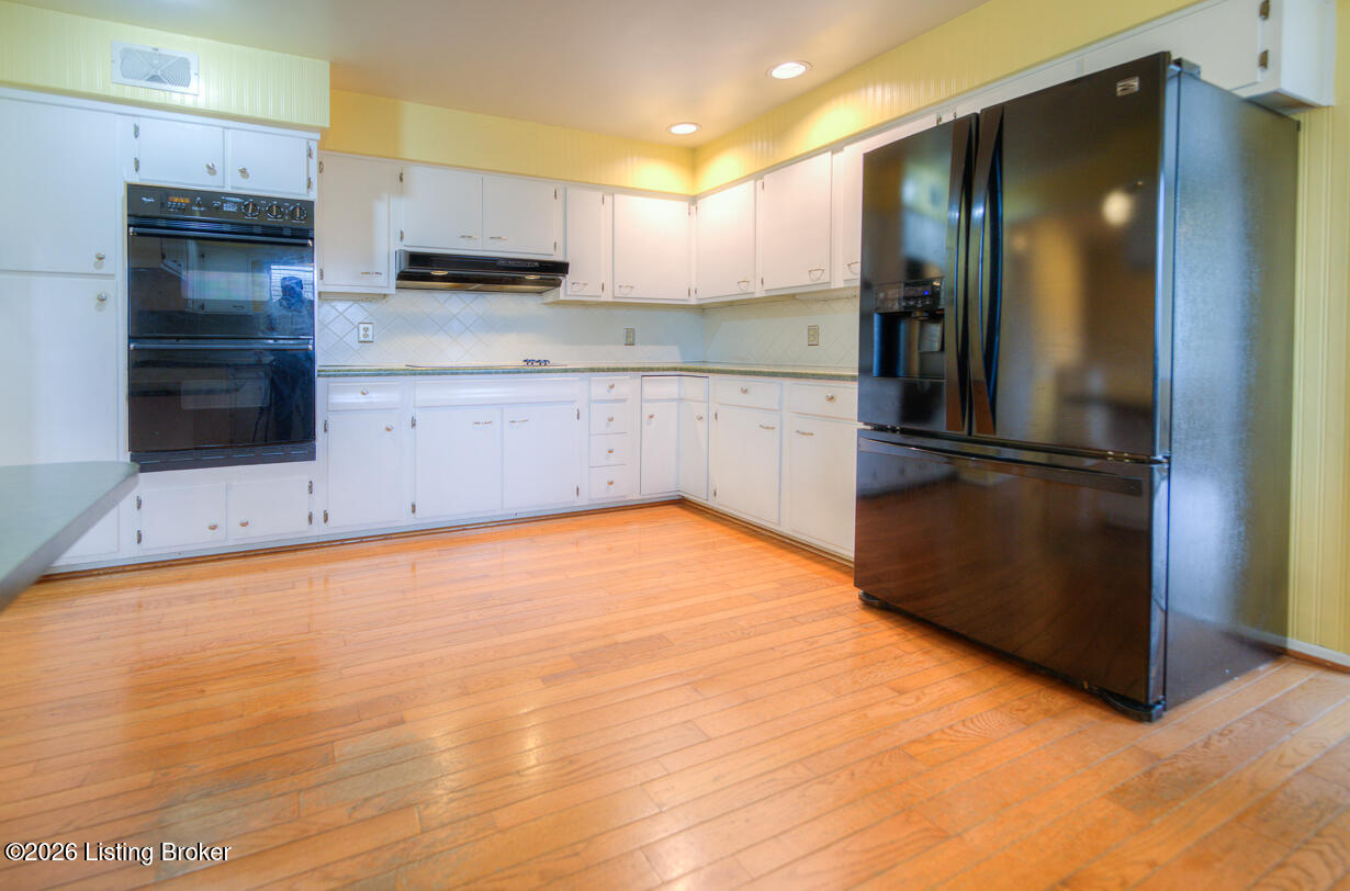 319 Castleview Dr