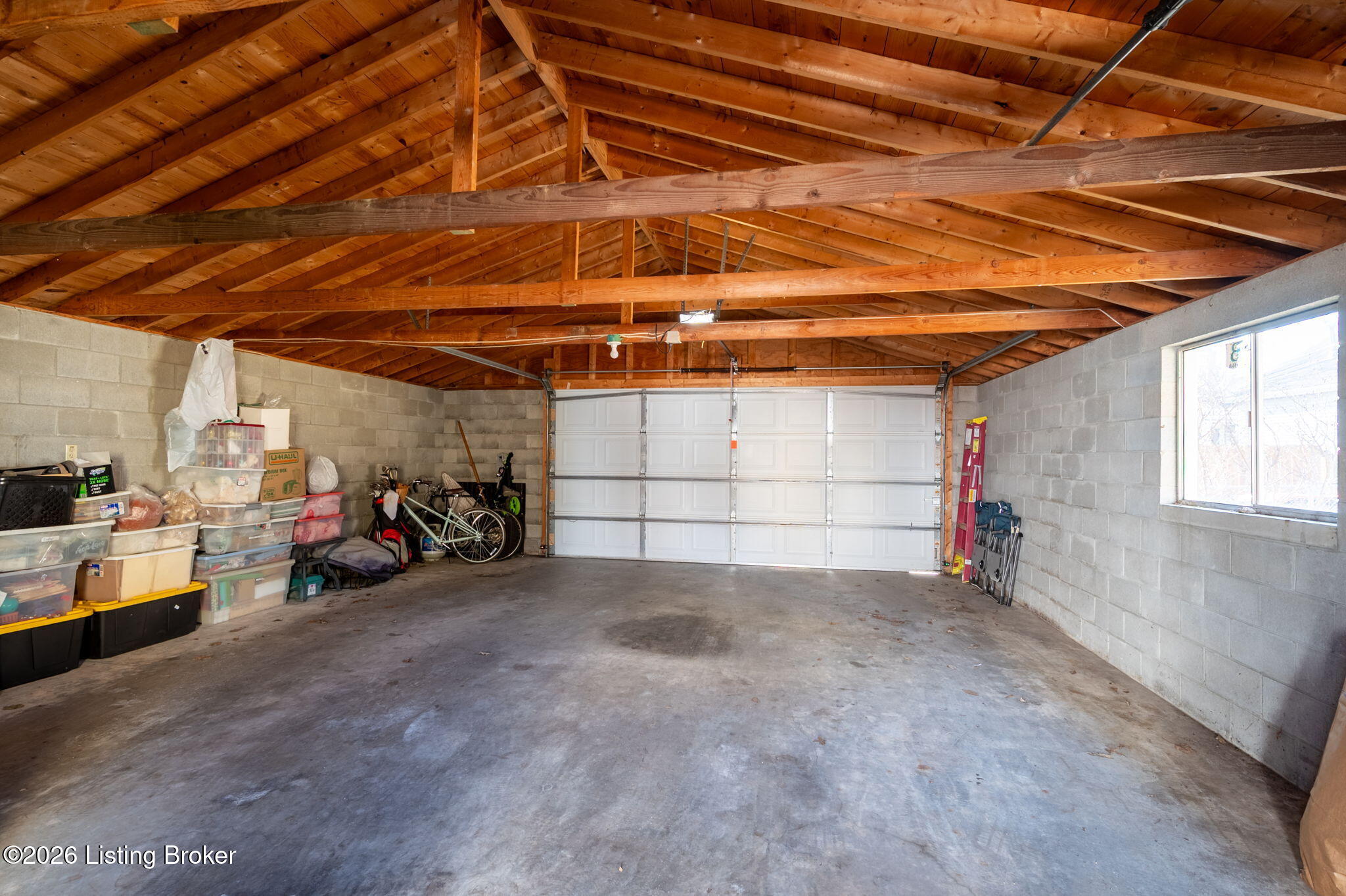3036 Aubert Ave