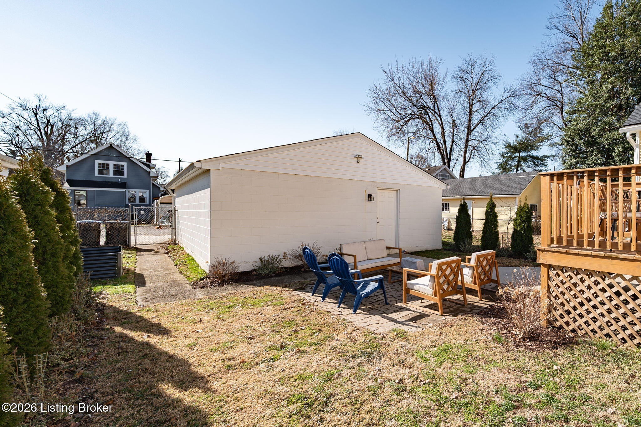 3036 Aubert Ave