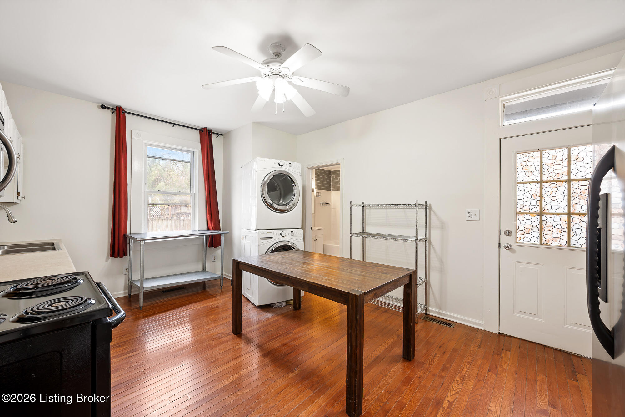 1401 Quincy St
