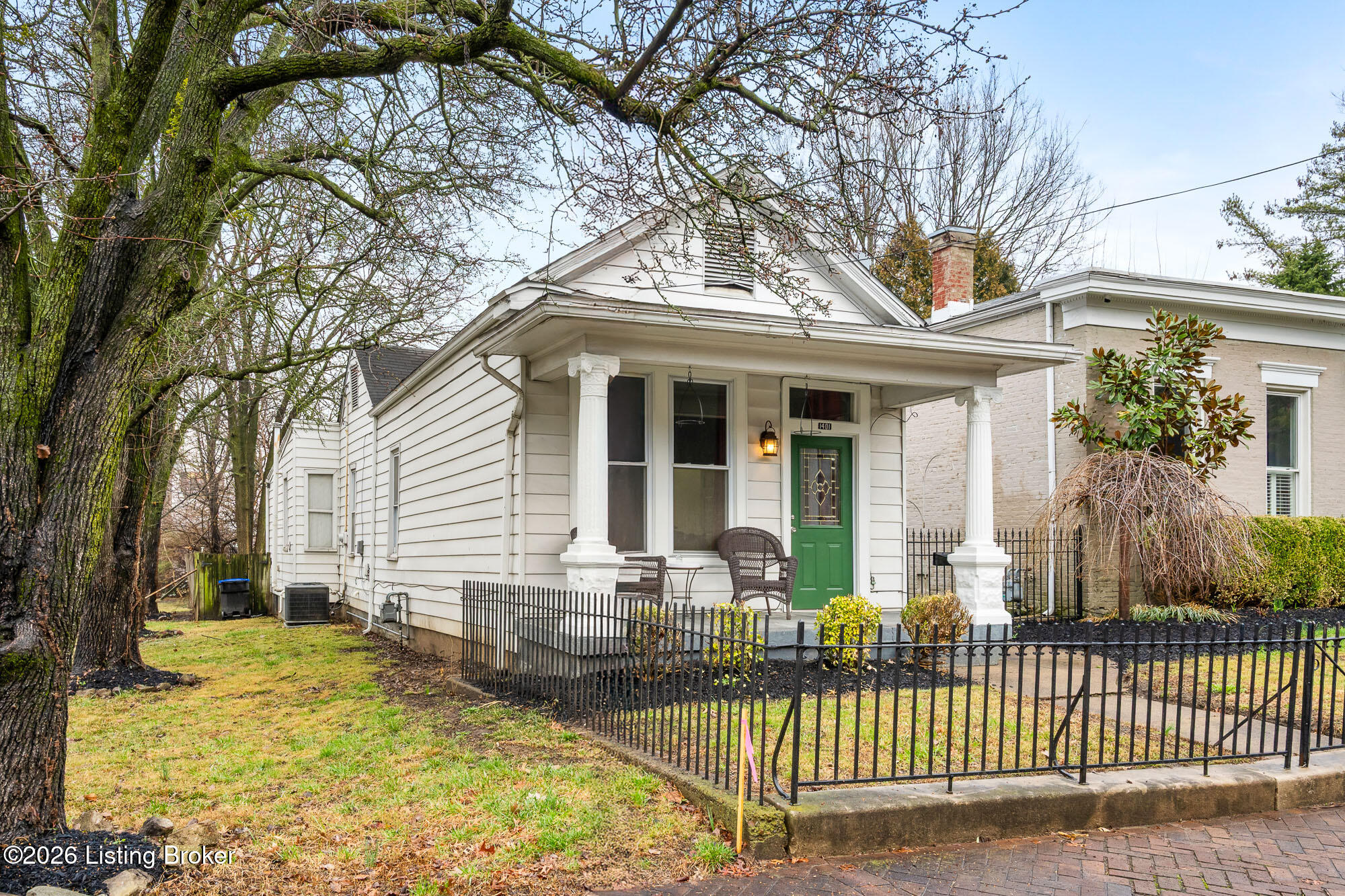 1401 Quincy St