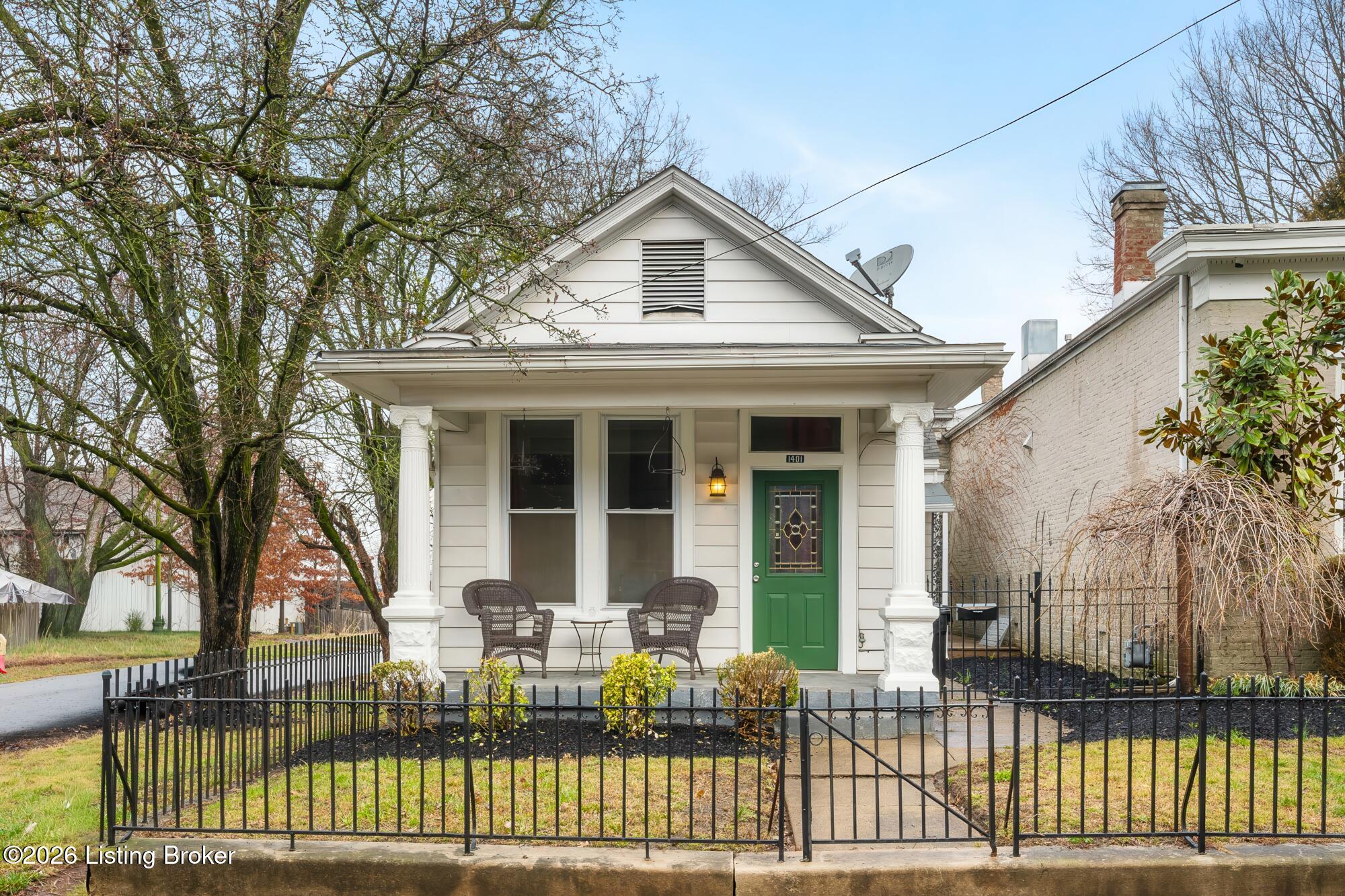 1401 Quincy St