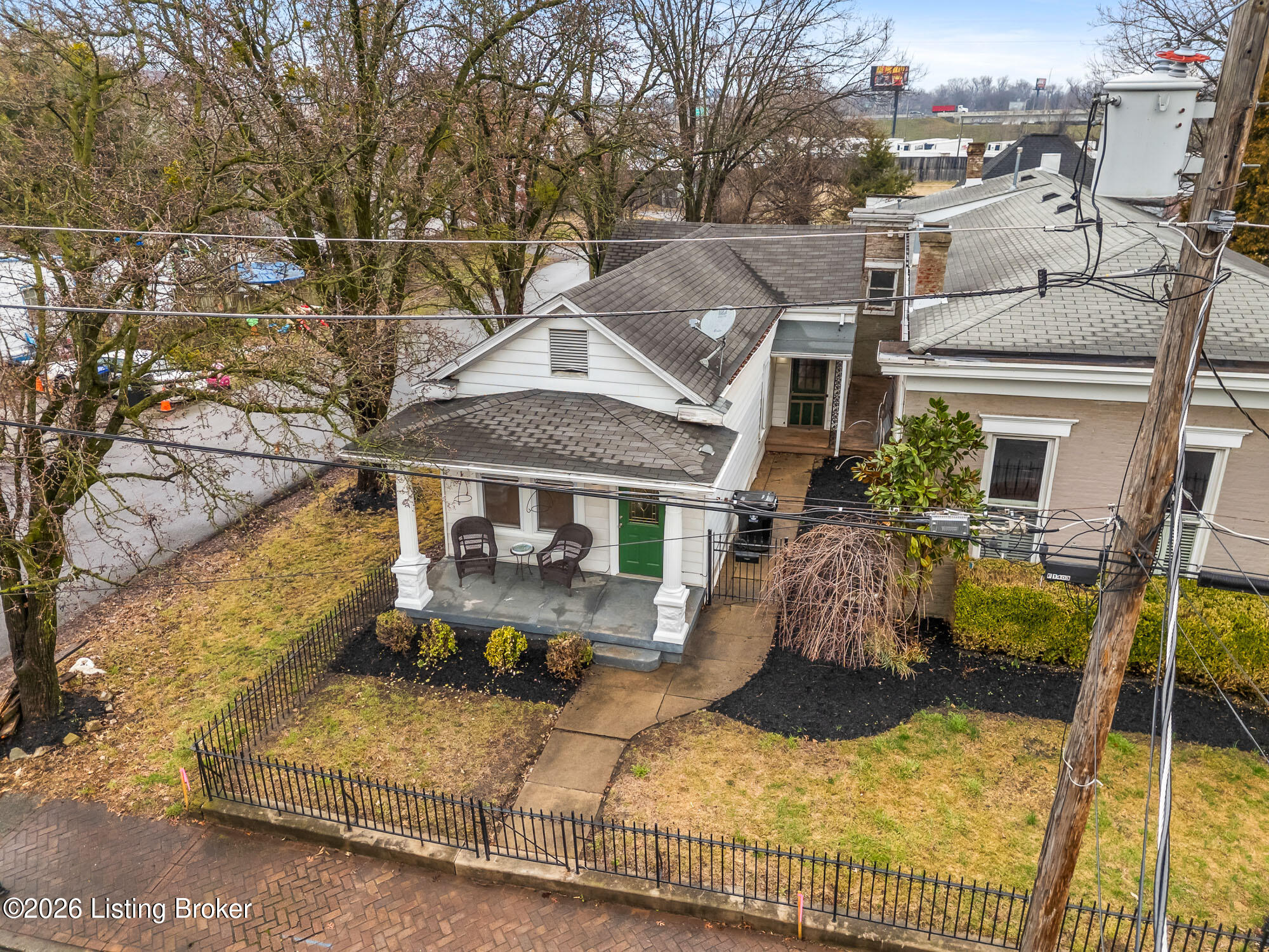 1401 Quincy St