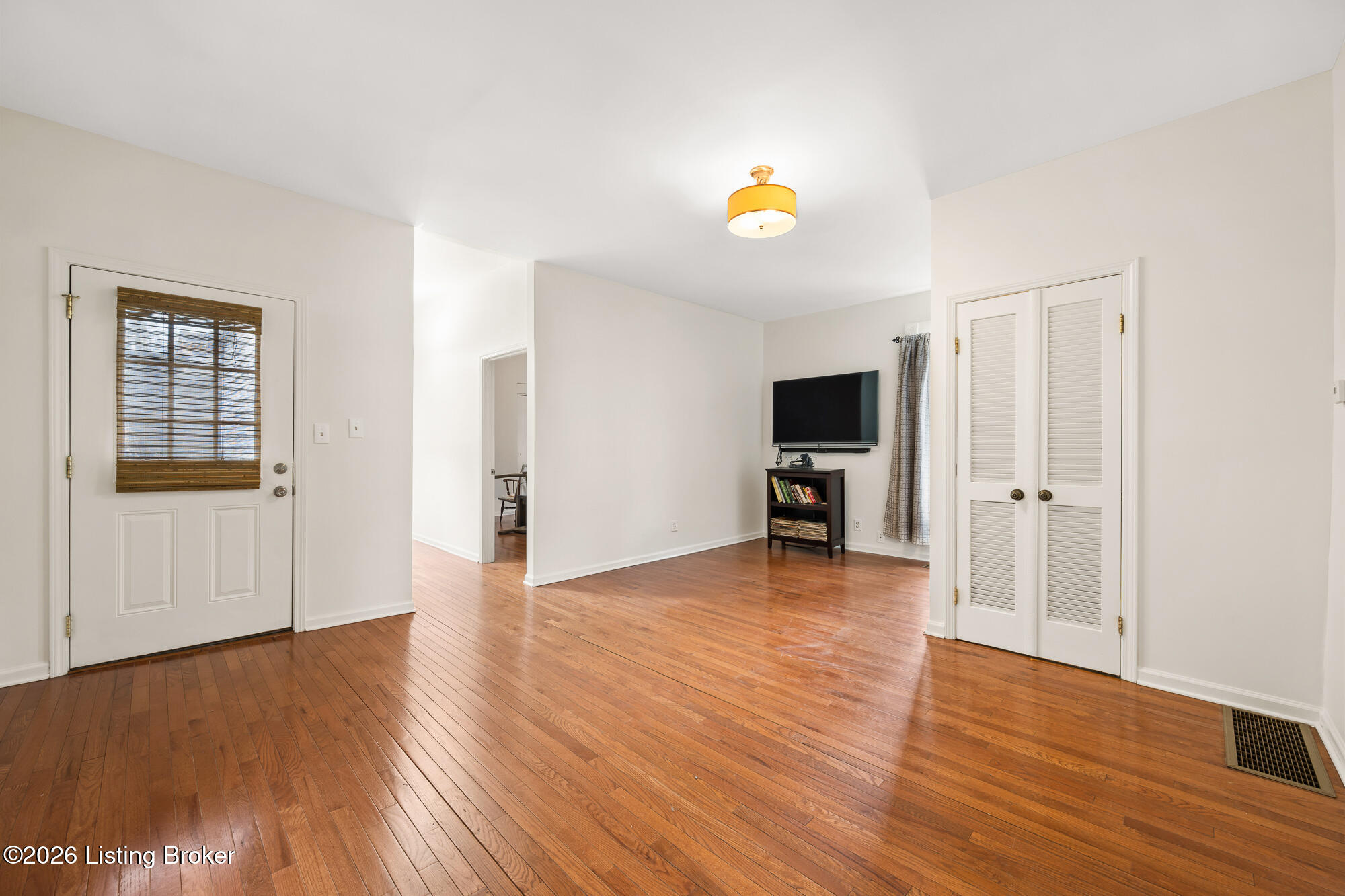 1401 Quincy St